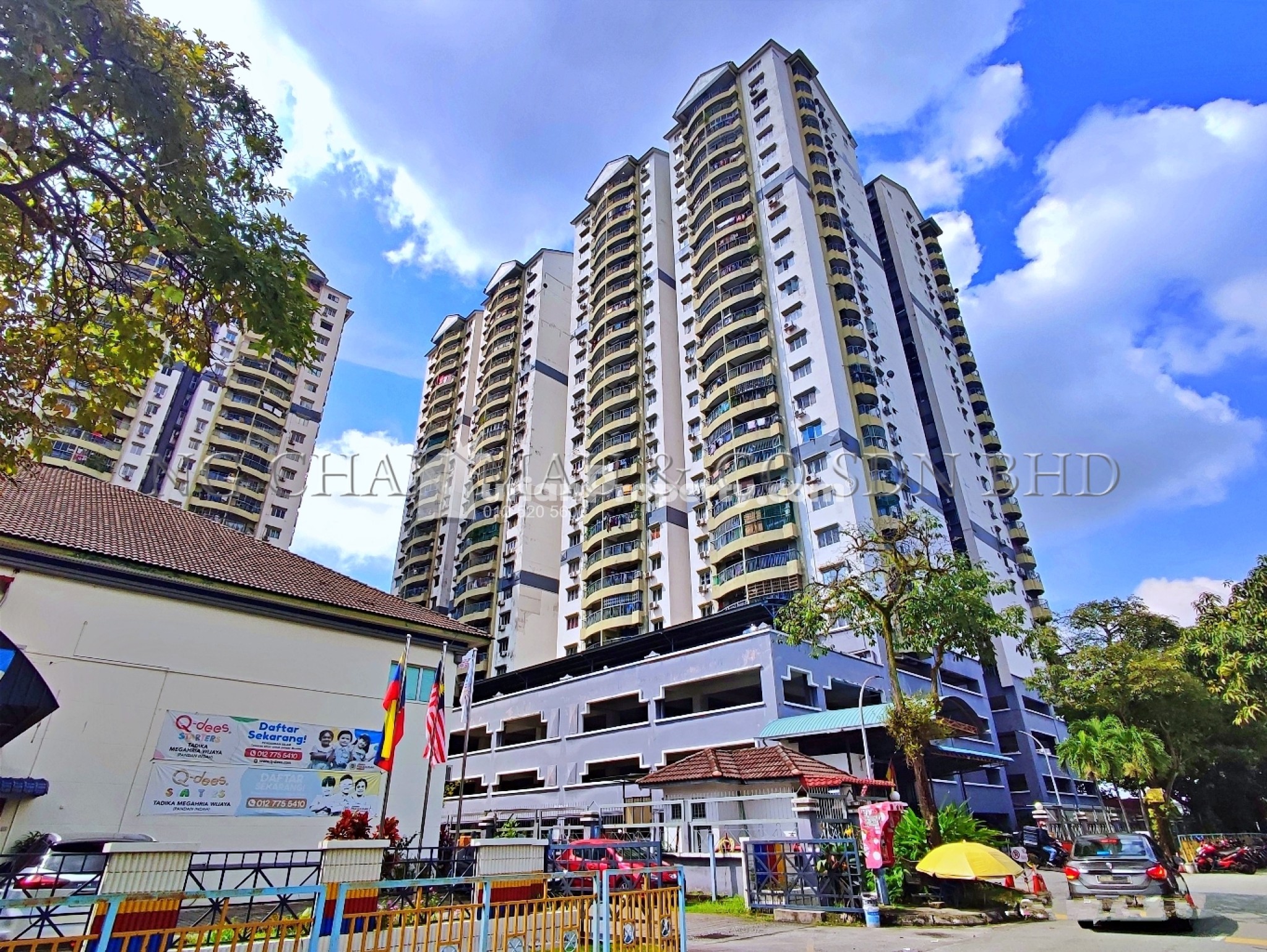 Condo For Auction at Pandan Villa