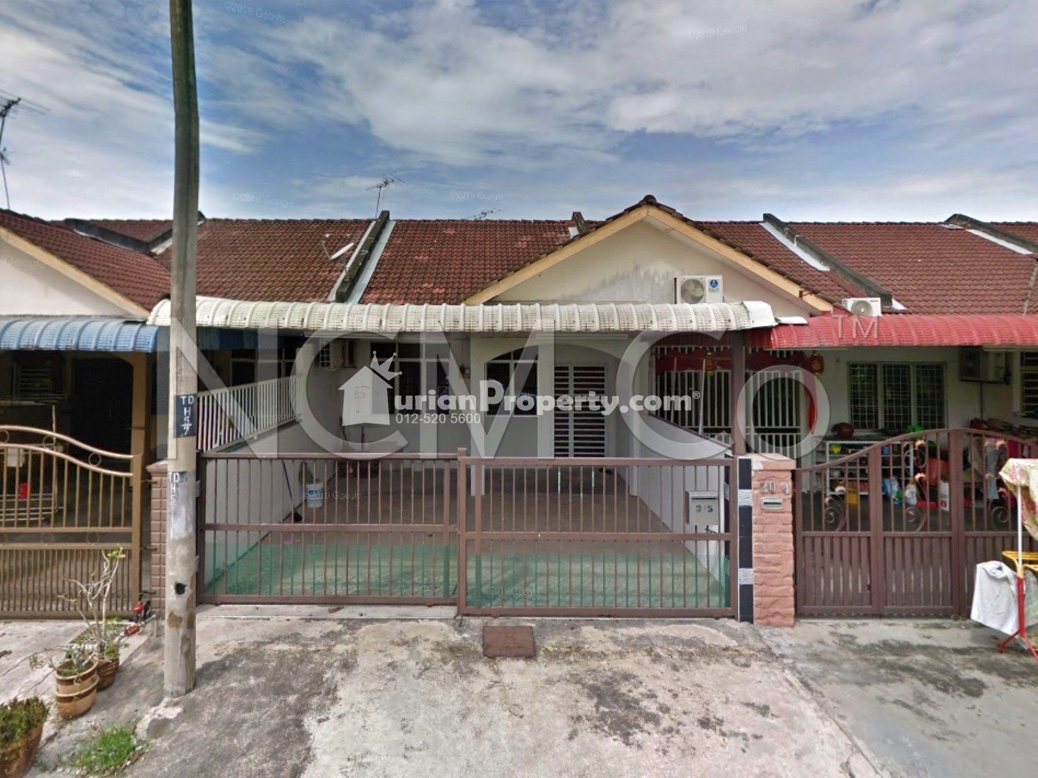 Terrace House For Auction at Taman Damai
