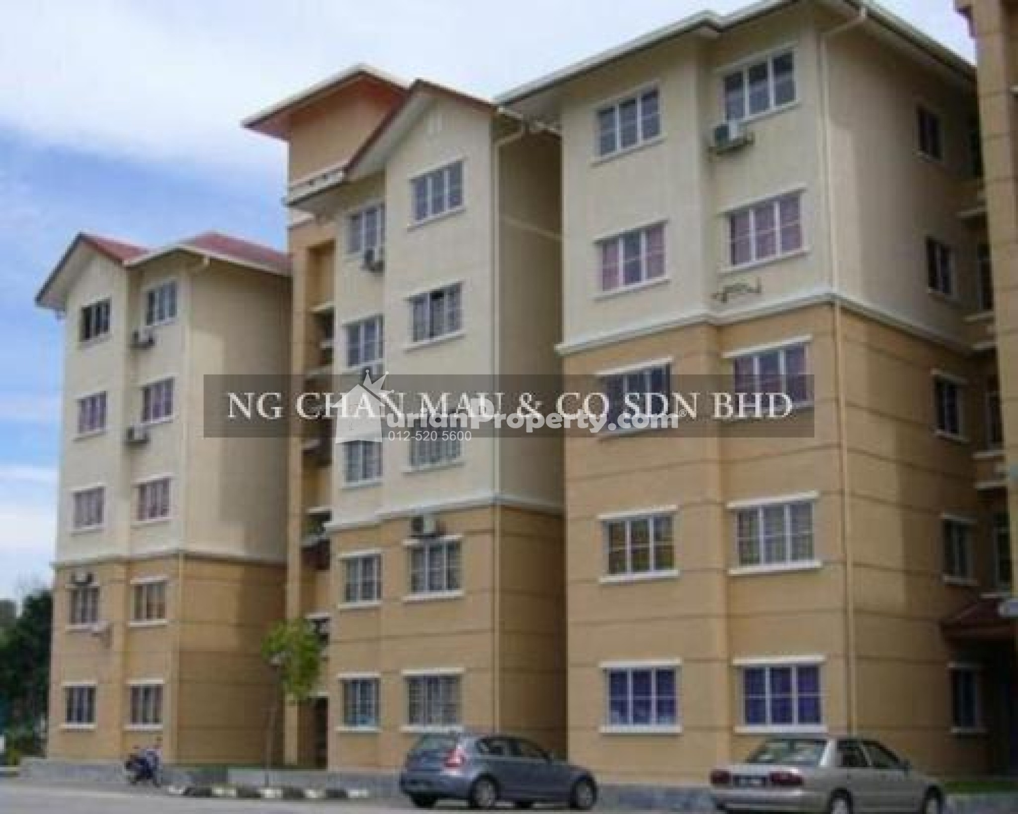 Apartment For Auction at Sri Ara Apartment