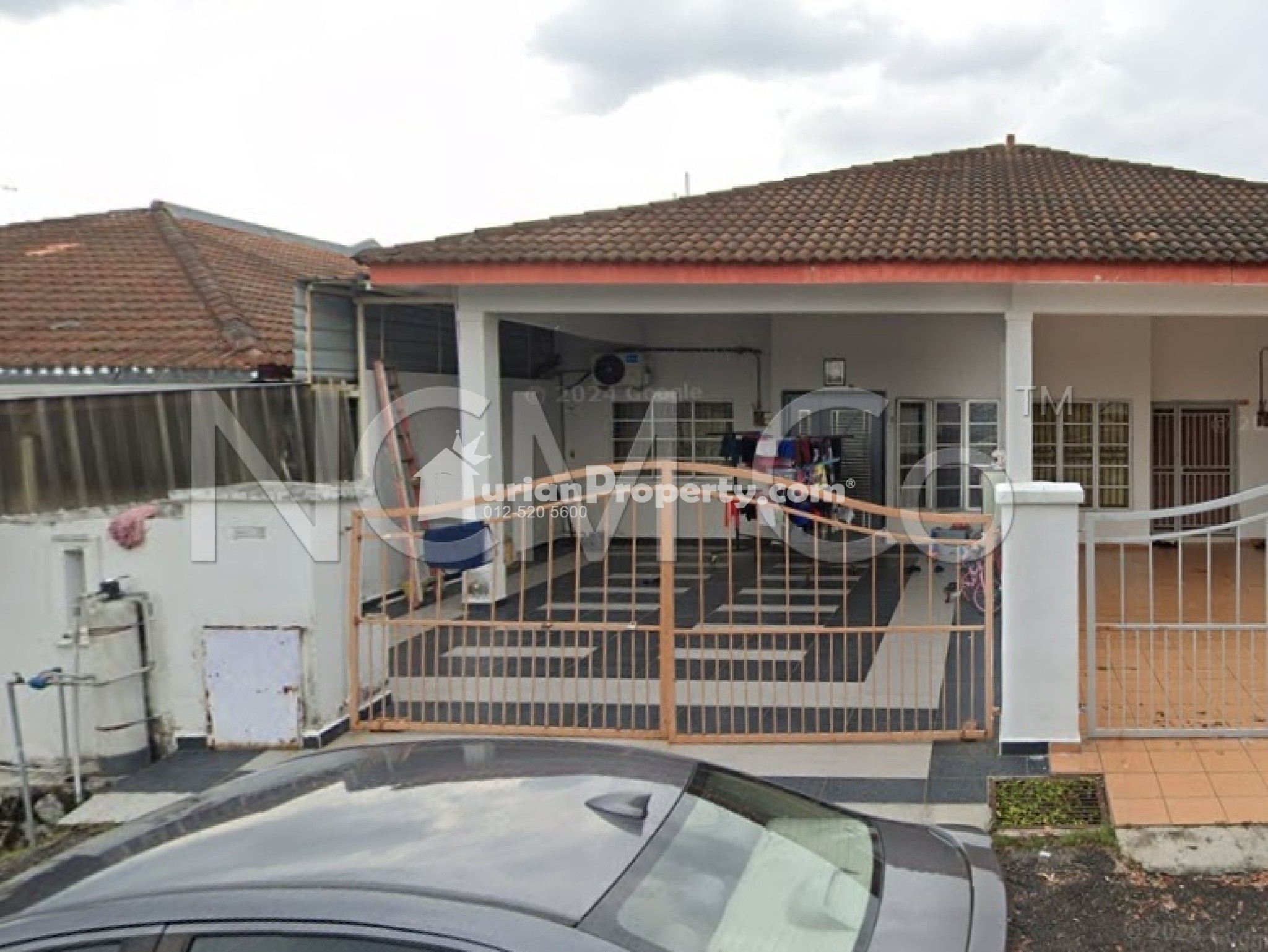 Terrace House For Auction at Taman Angsamas