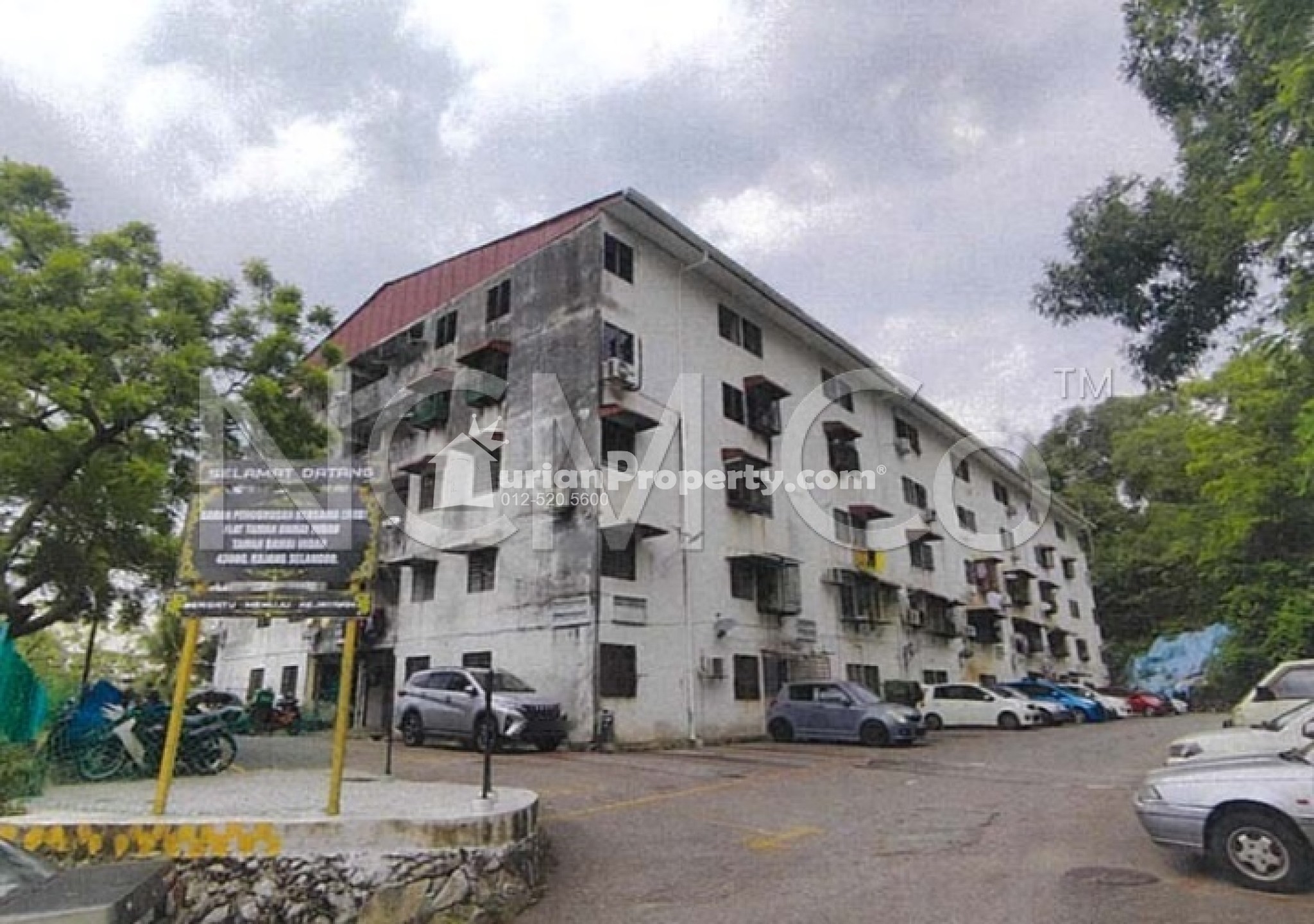 Apartment For Auction at Taman Damai Indah