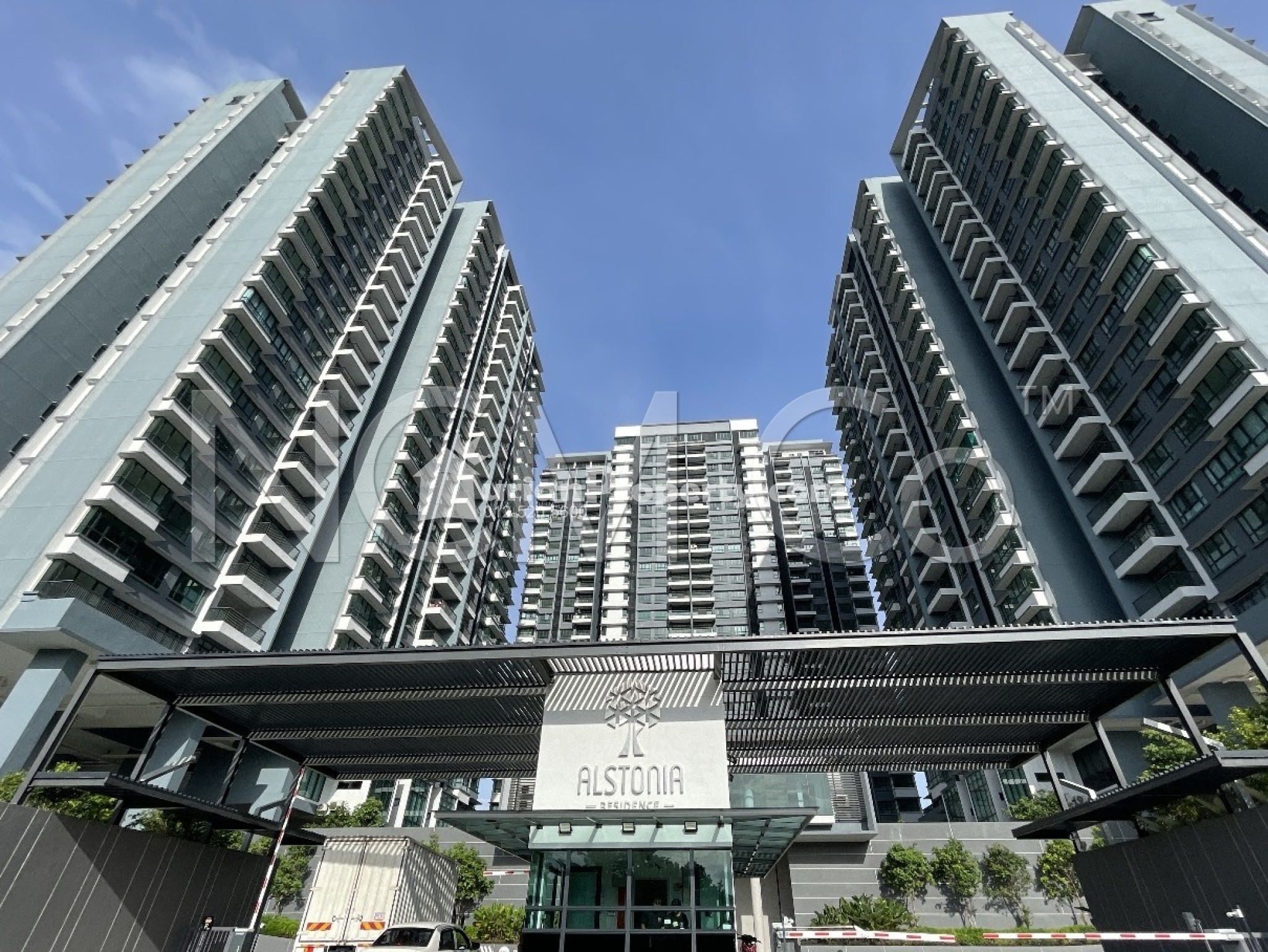 Apartment For Auction at Alstonia Residence