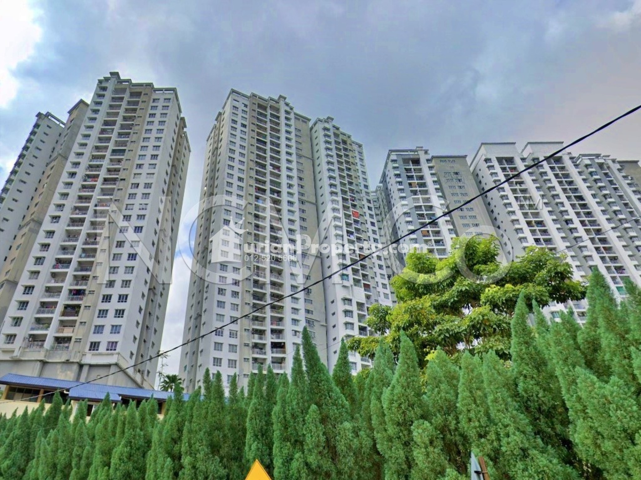 Condo For Auction at Symphony Heights