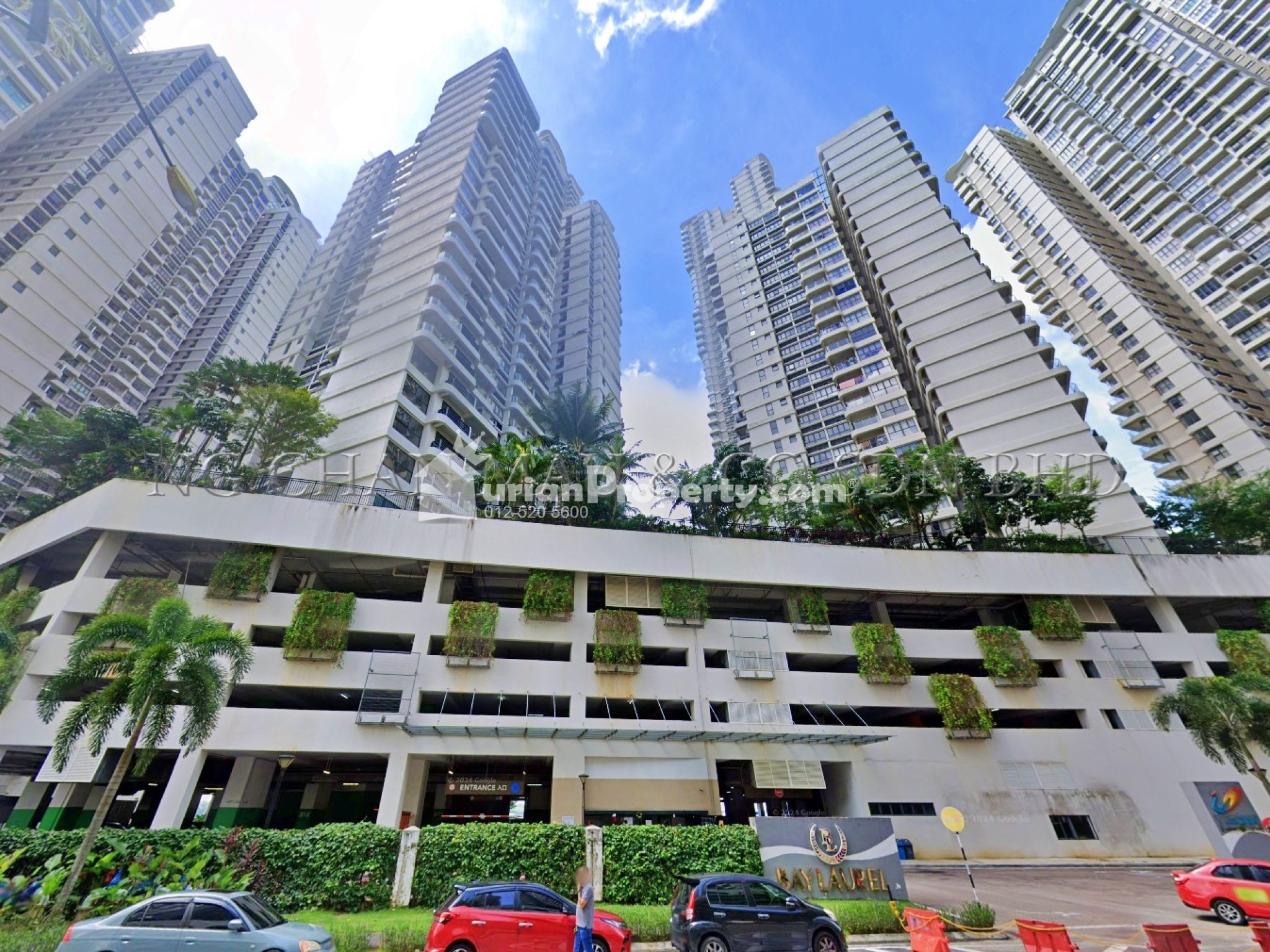 Serviced Residence For Auction at Lovell