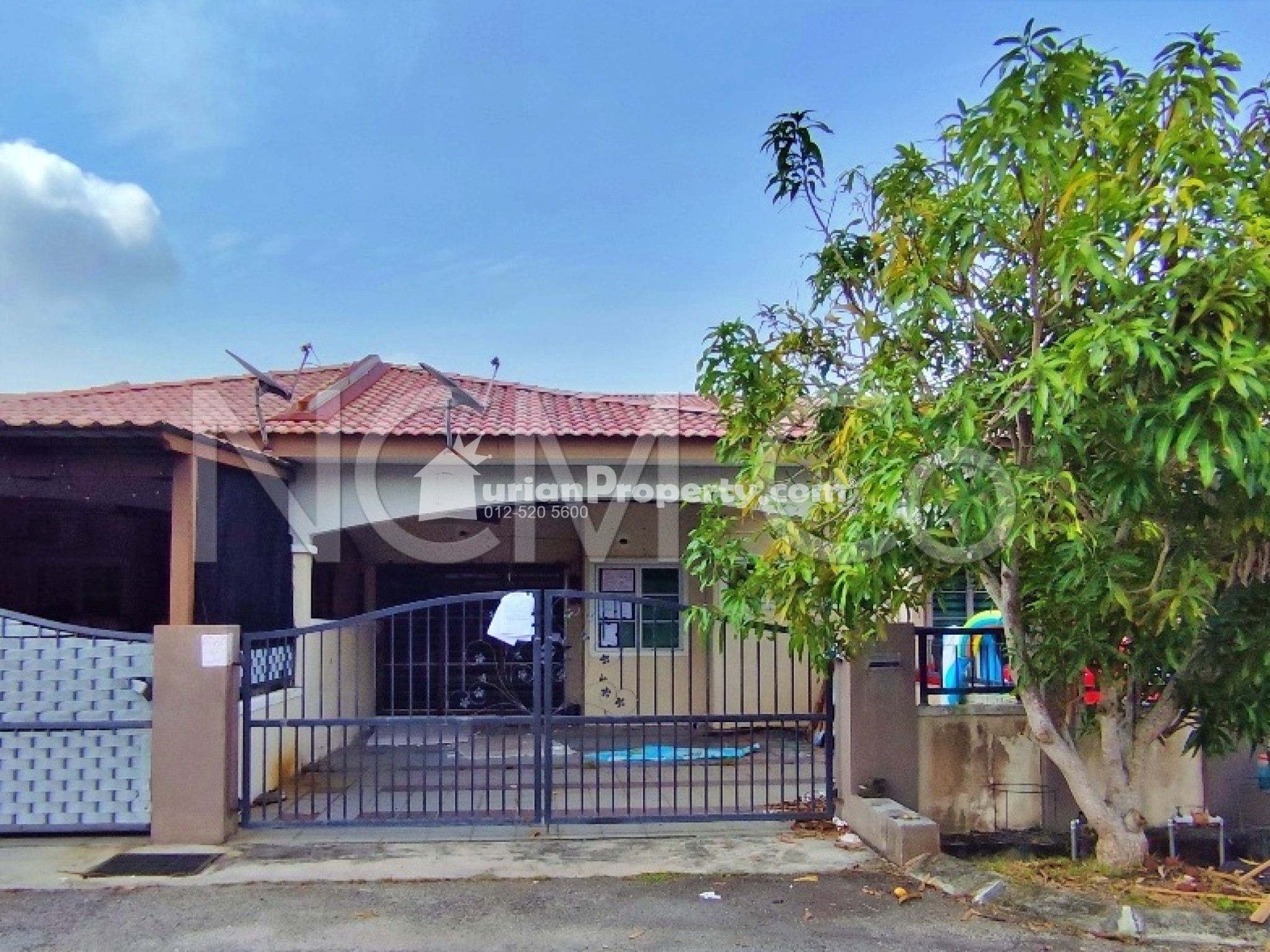 Terrace House For Auction at Taman Manjung Point
