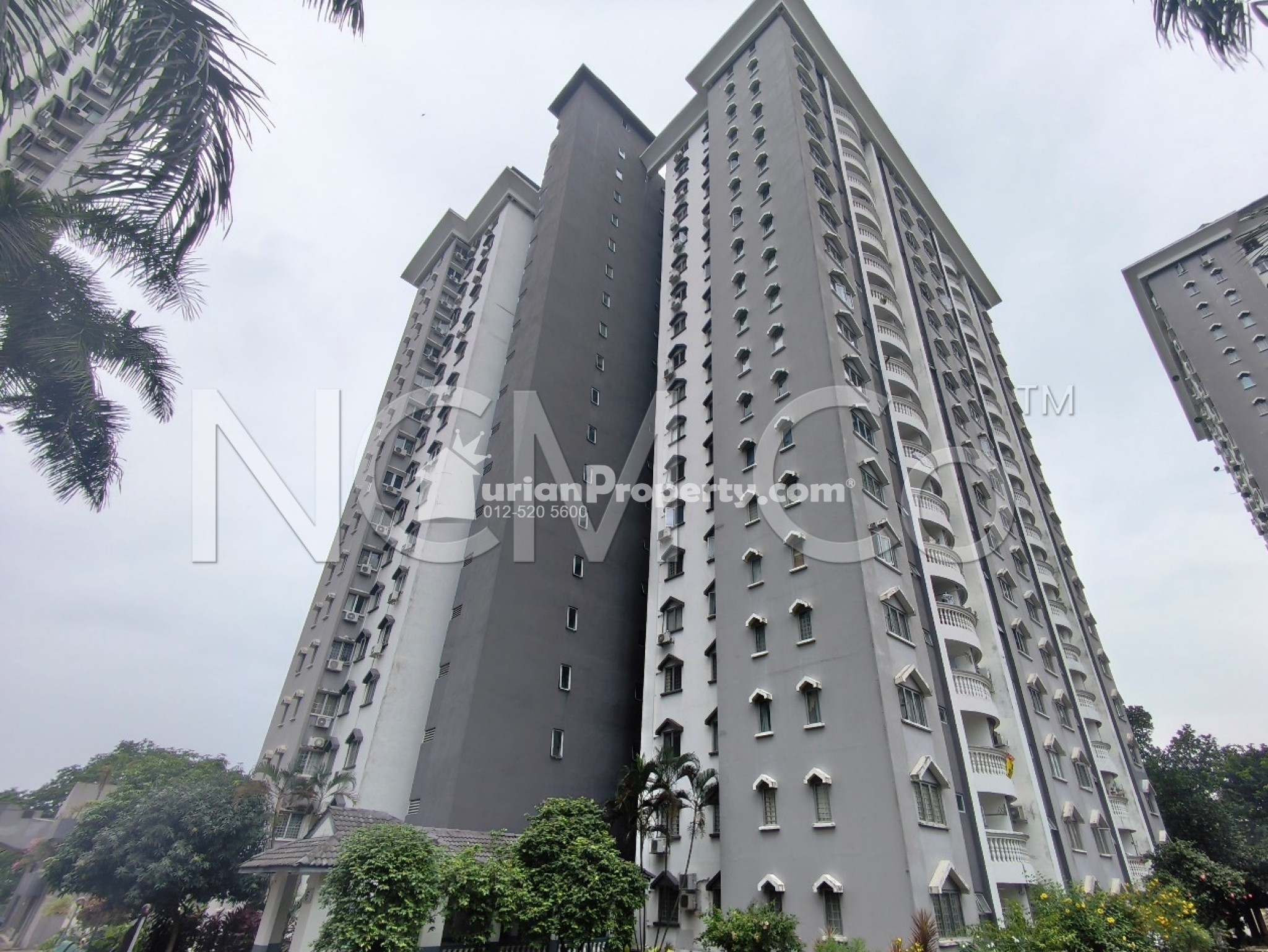 Condo For Auction at Endah Villa