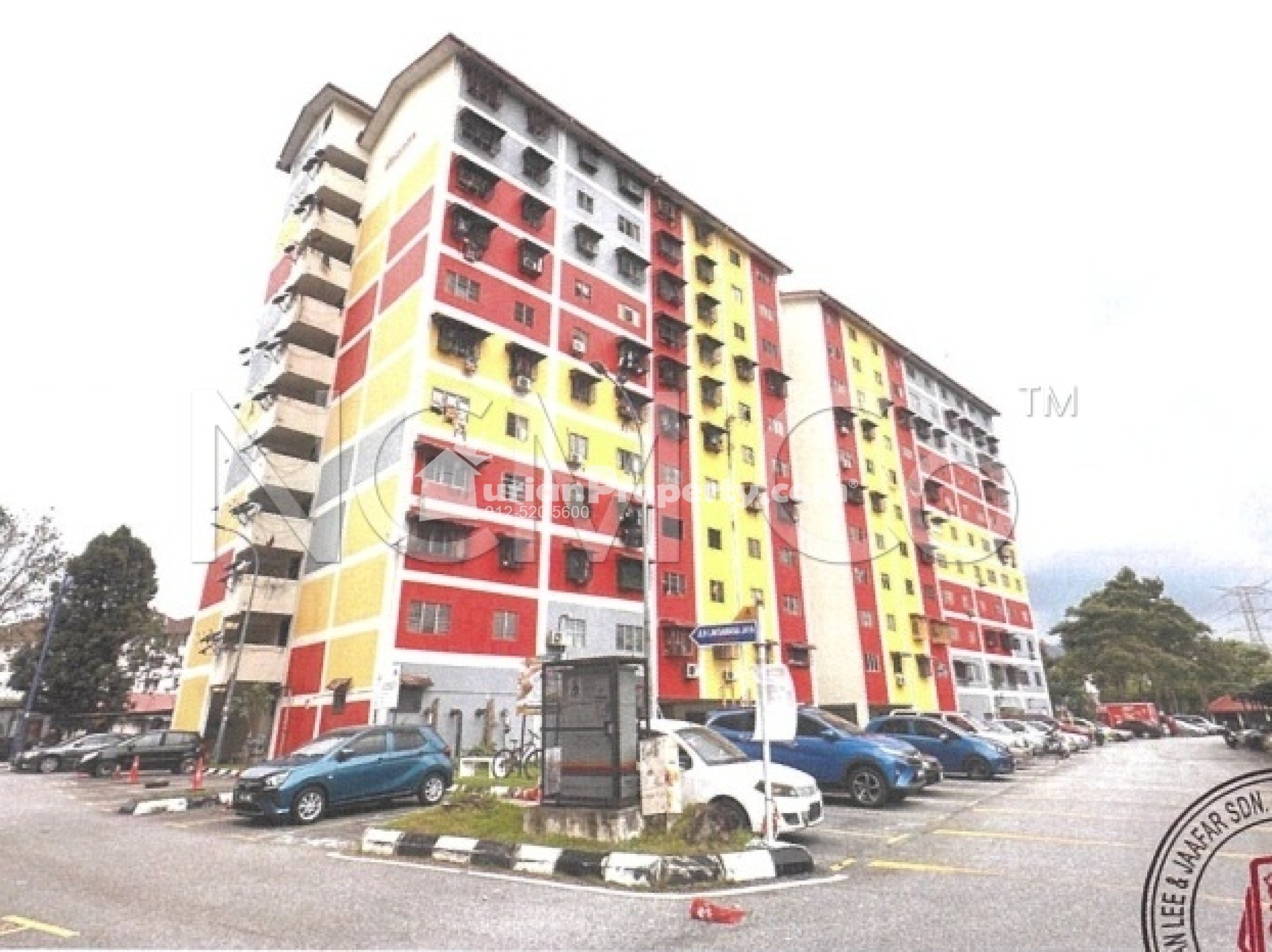 Flat For Auction at Pangsapuri Laksamana Jaya
