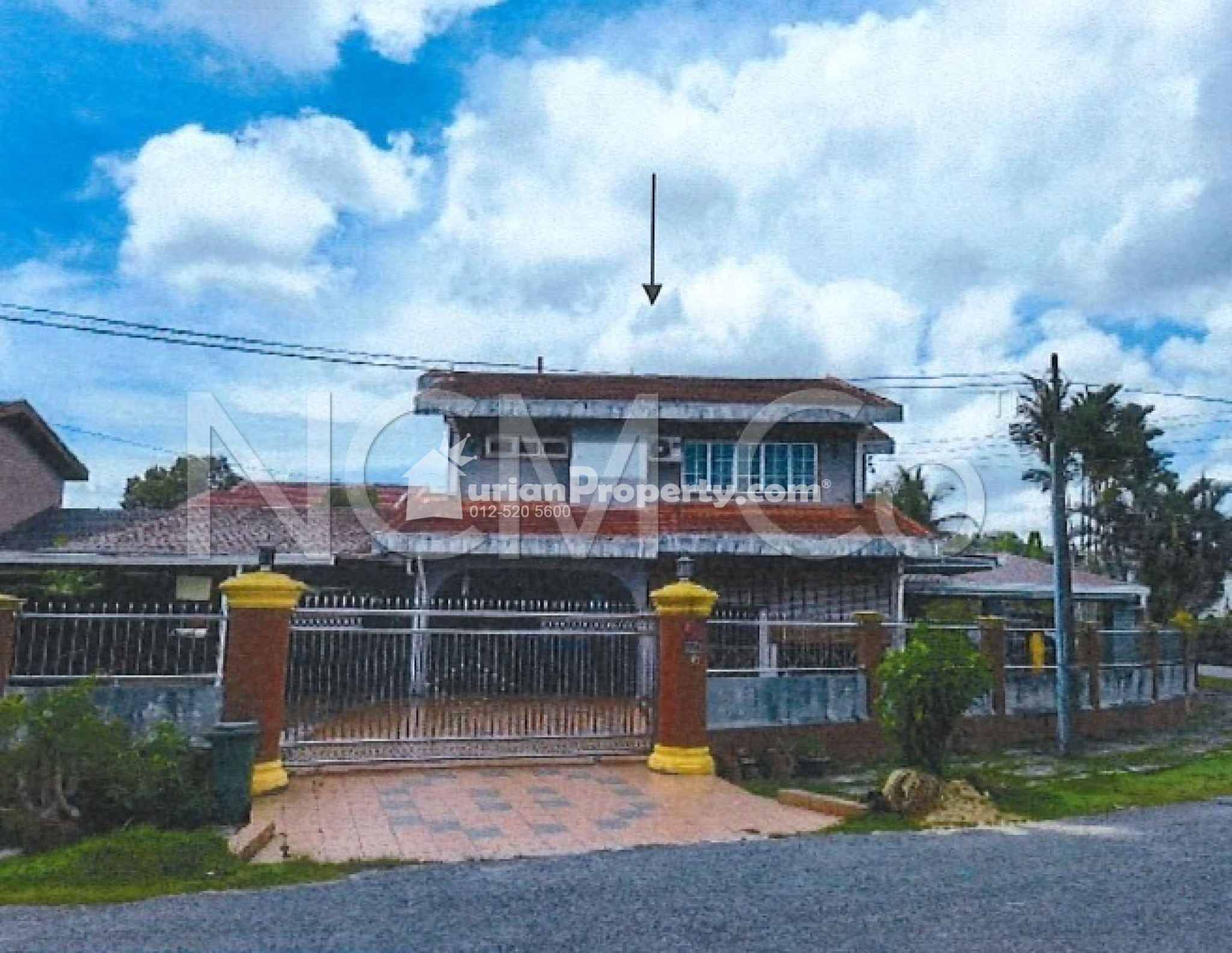 Bungalow House For Auction at Bintulu