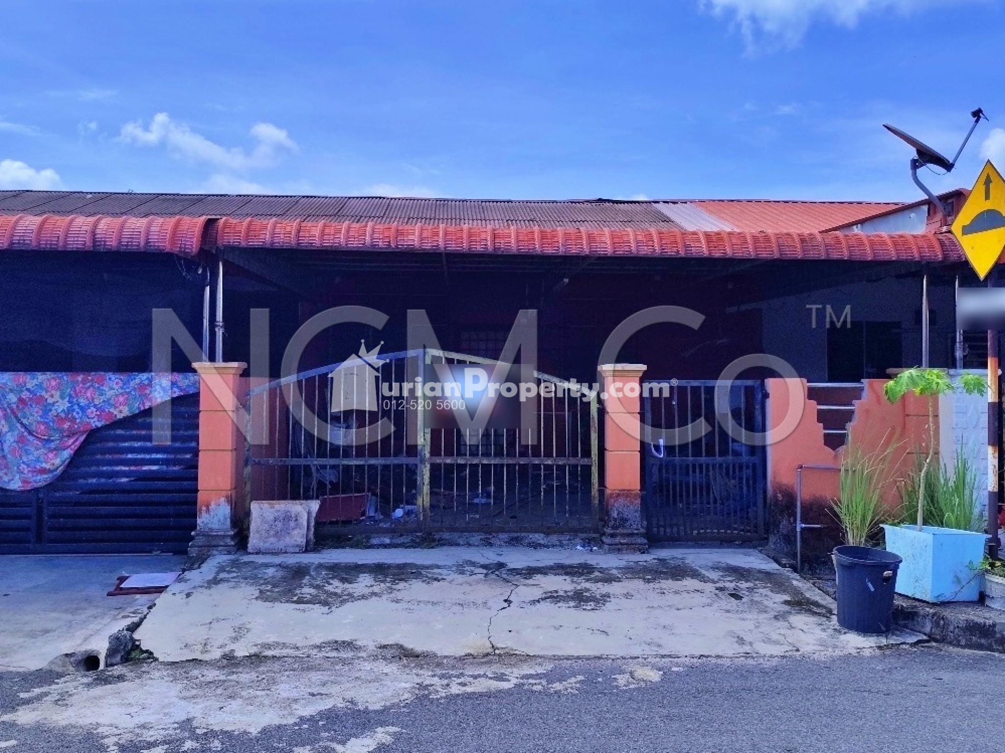 Terrace House For Auction at Taman Seri Desa