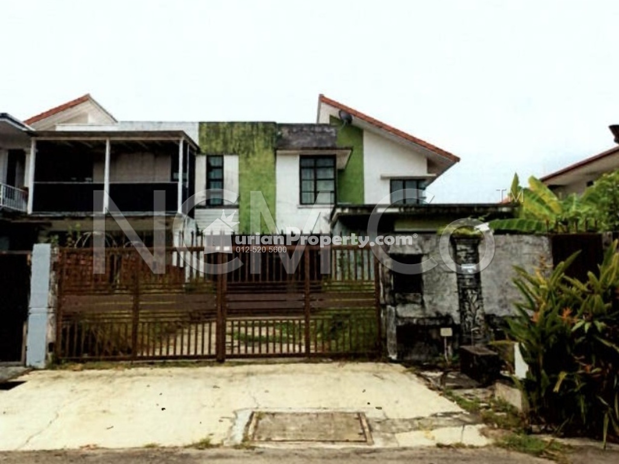 Semi D For Auction at Taman Bukit Dahlia