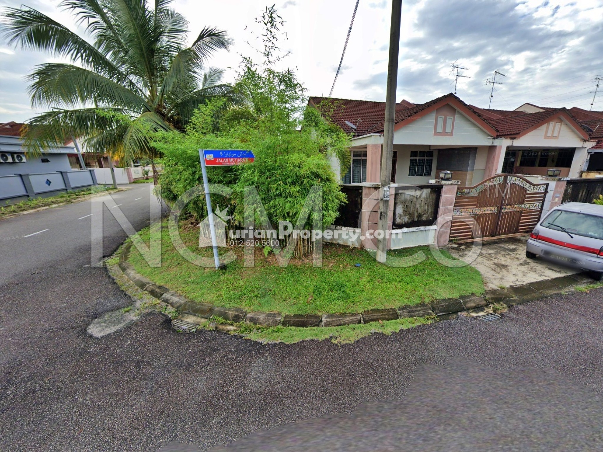 Terrace House For Auction at Taman Daiman Jaya