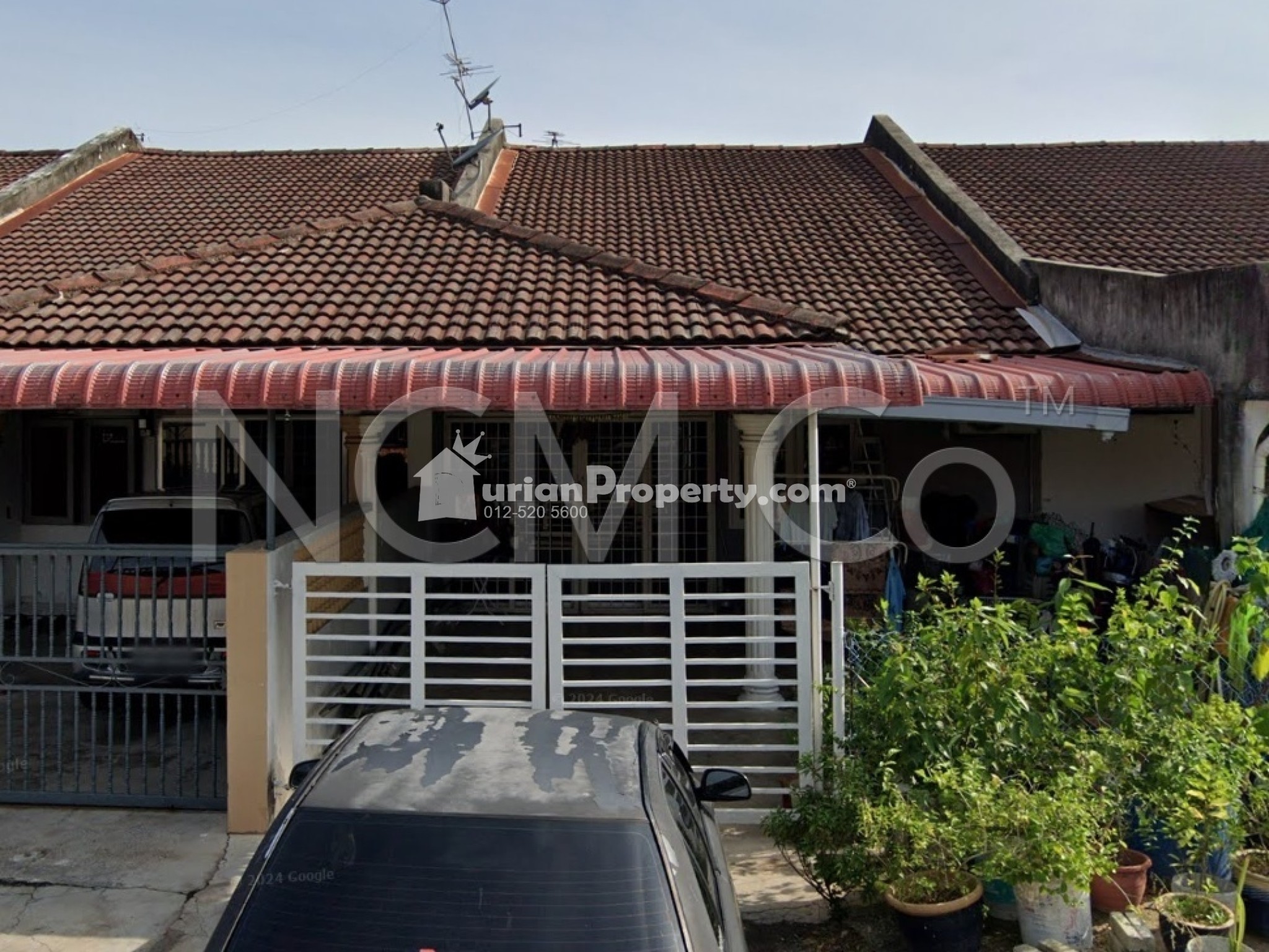 Terrace House For Auction at Taman Manggis