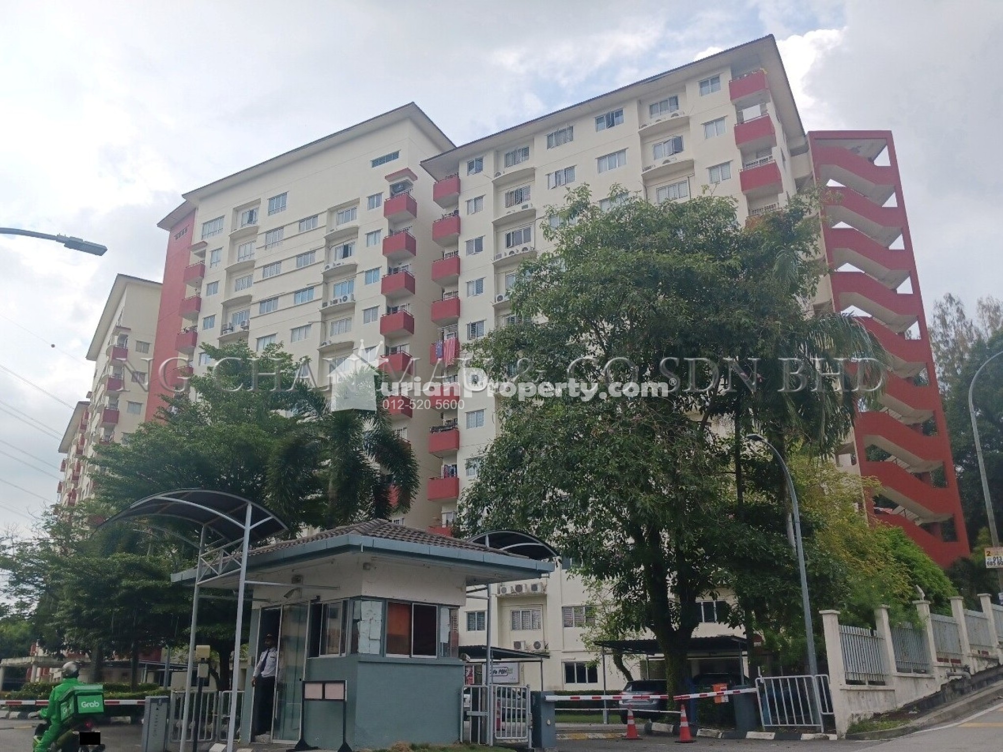 Apartment For Auction at Belimbing Heights