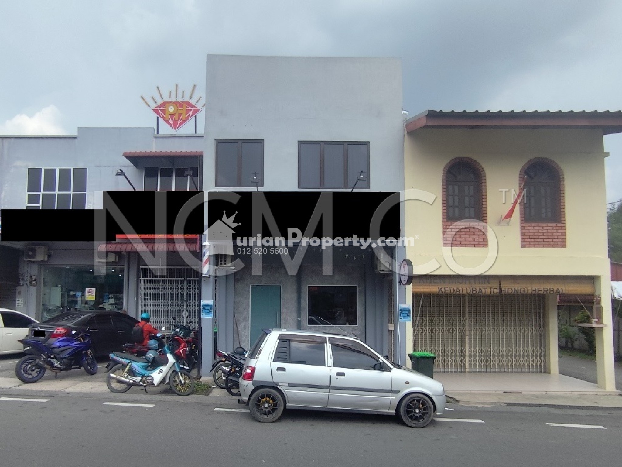 Shop For Auction at Kuala Nerang