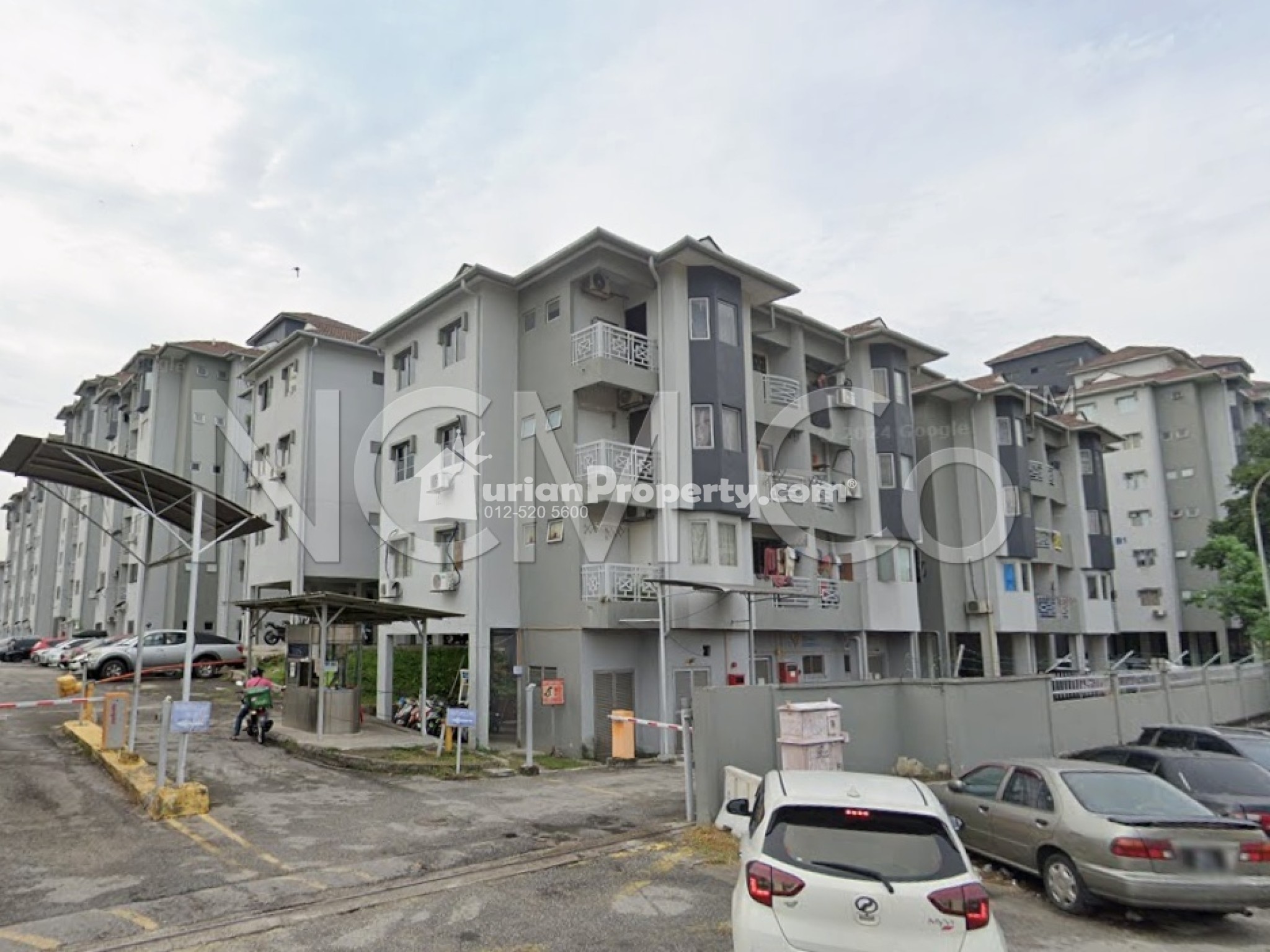 Apartment For Auction at Pelangi Court