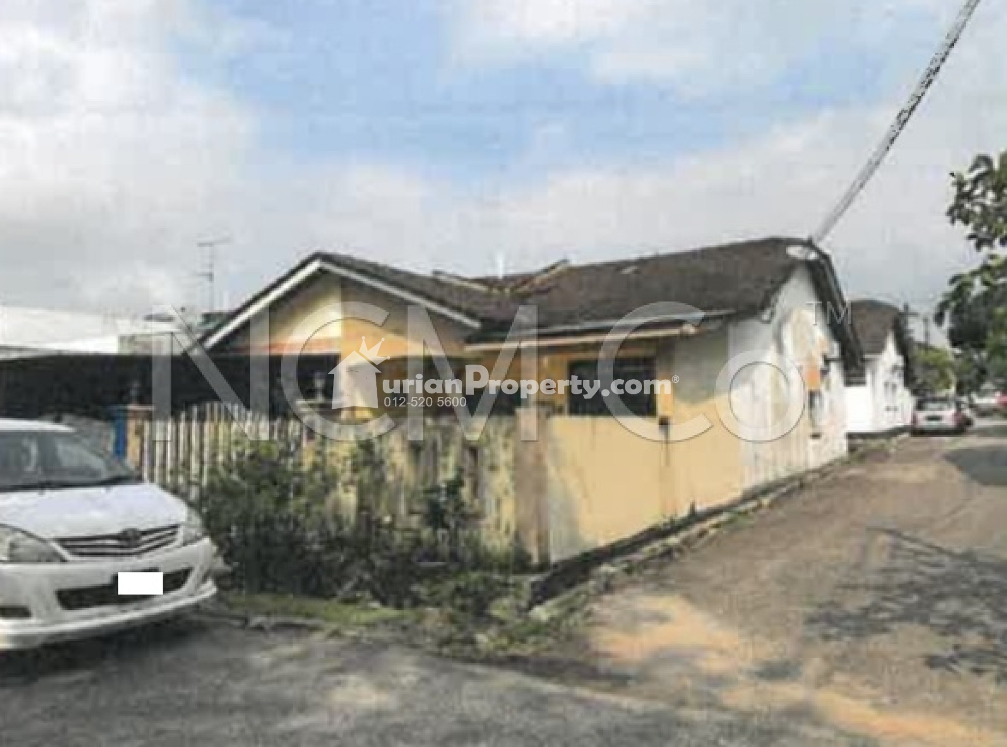 Terrace House For Auction at Kota Masai