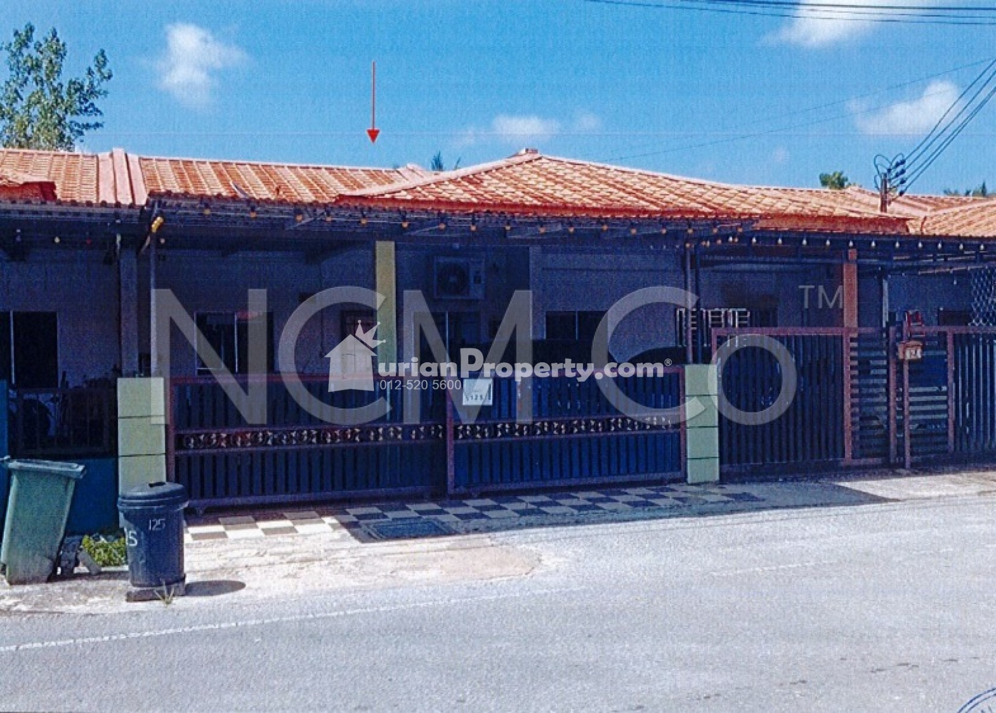 Terrace House For Auction at Kota Samarahan