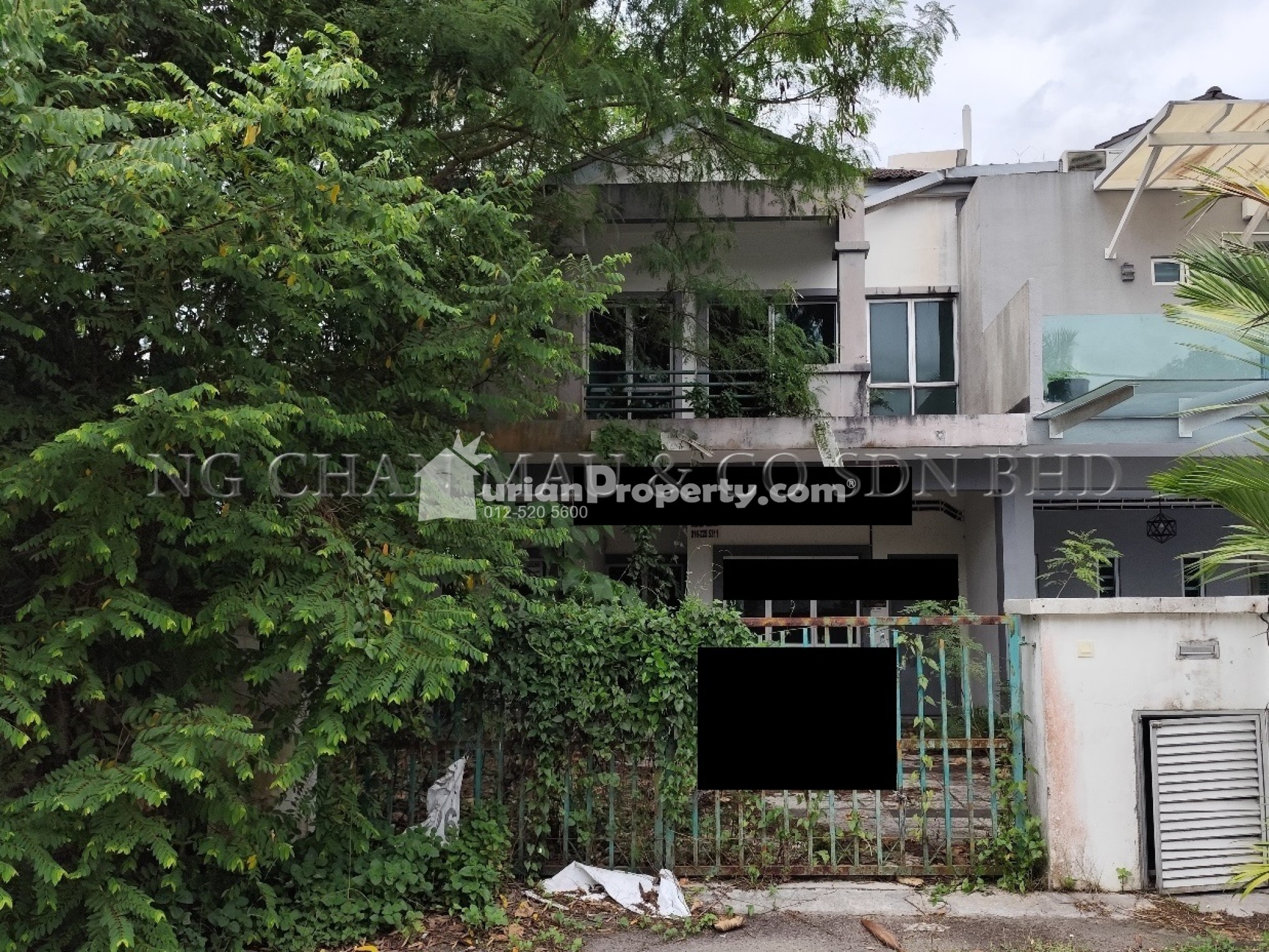 Terrace House For Auction at Section 5