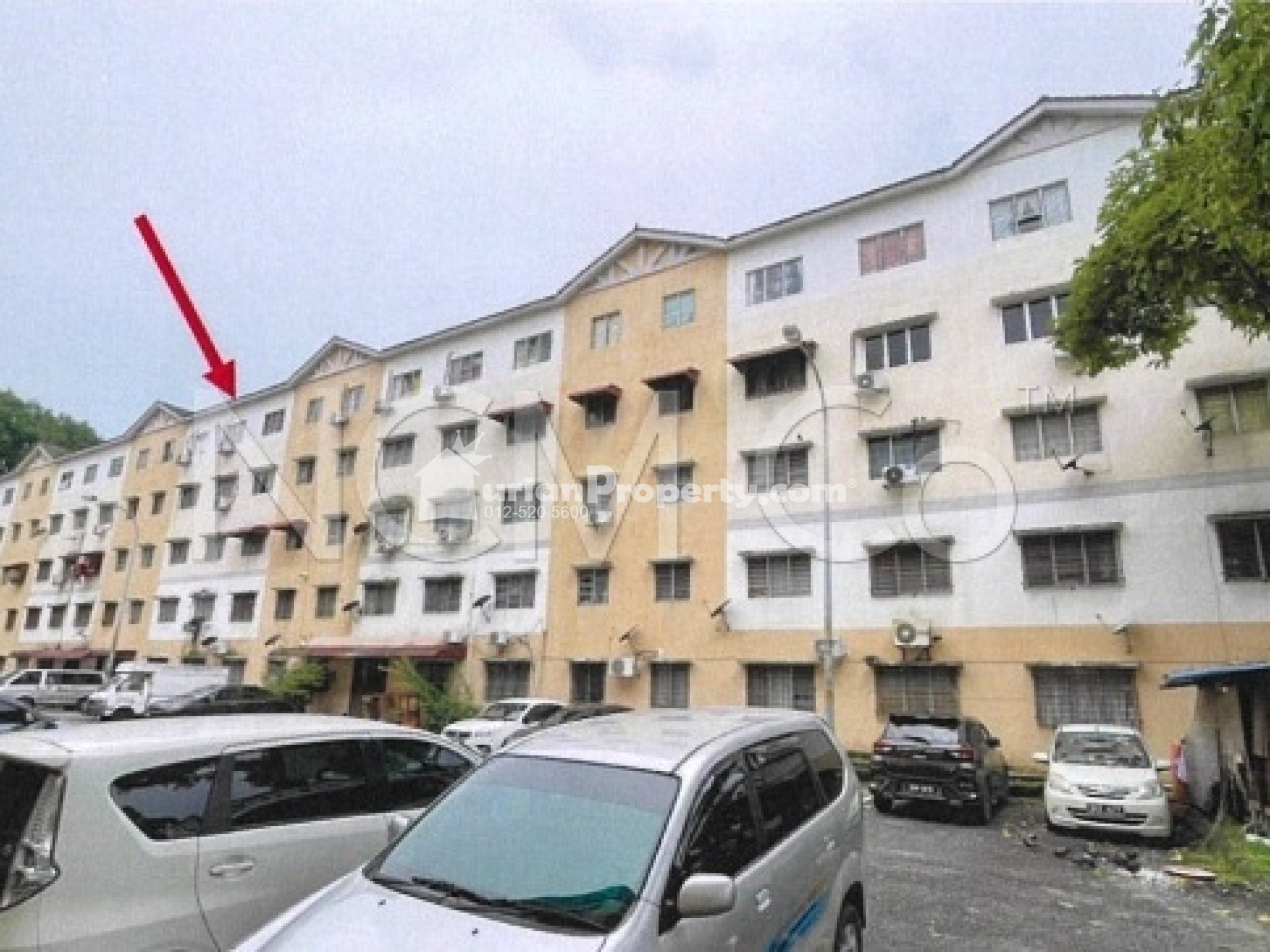 Flat For Auction at Bandar Bukit Tinggi 2