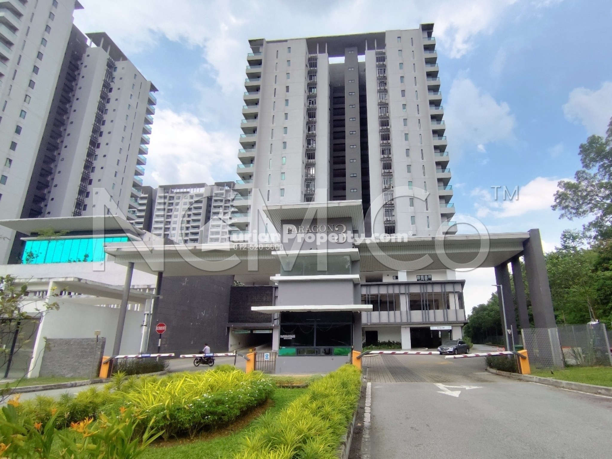 Condo For Auction at Paragon 3
