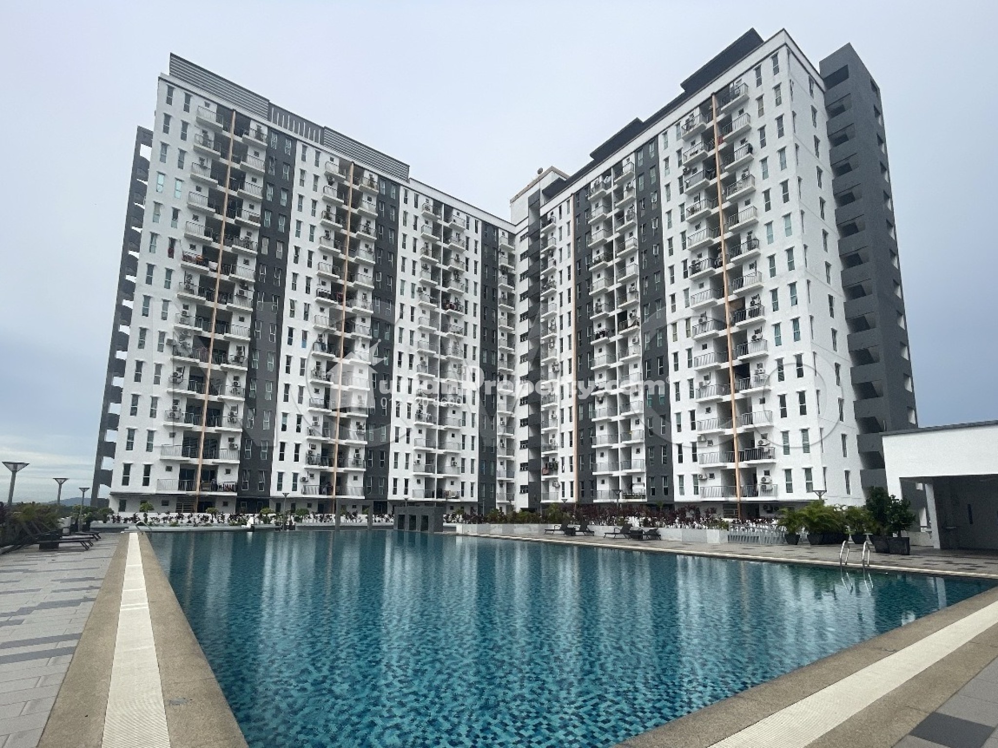 Serviced Residence For Auction at Ascotte Boulevard