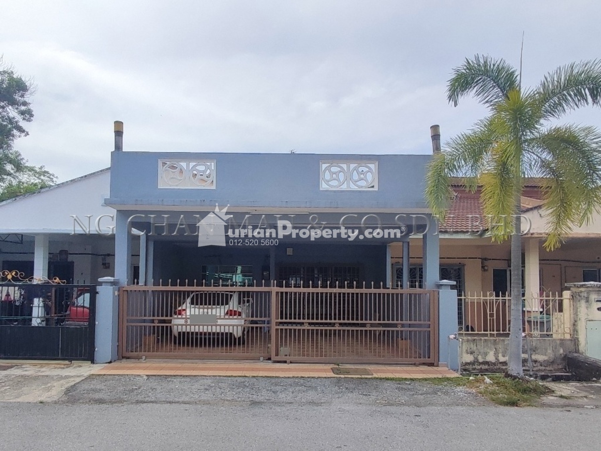 Terrace House For Auction at Taman Merpati