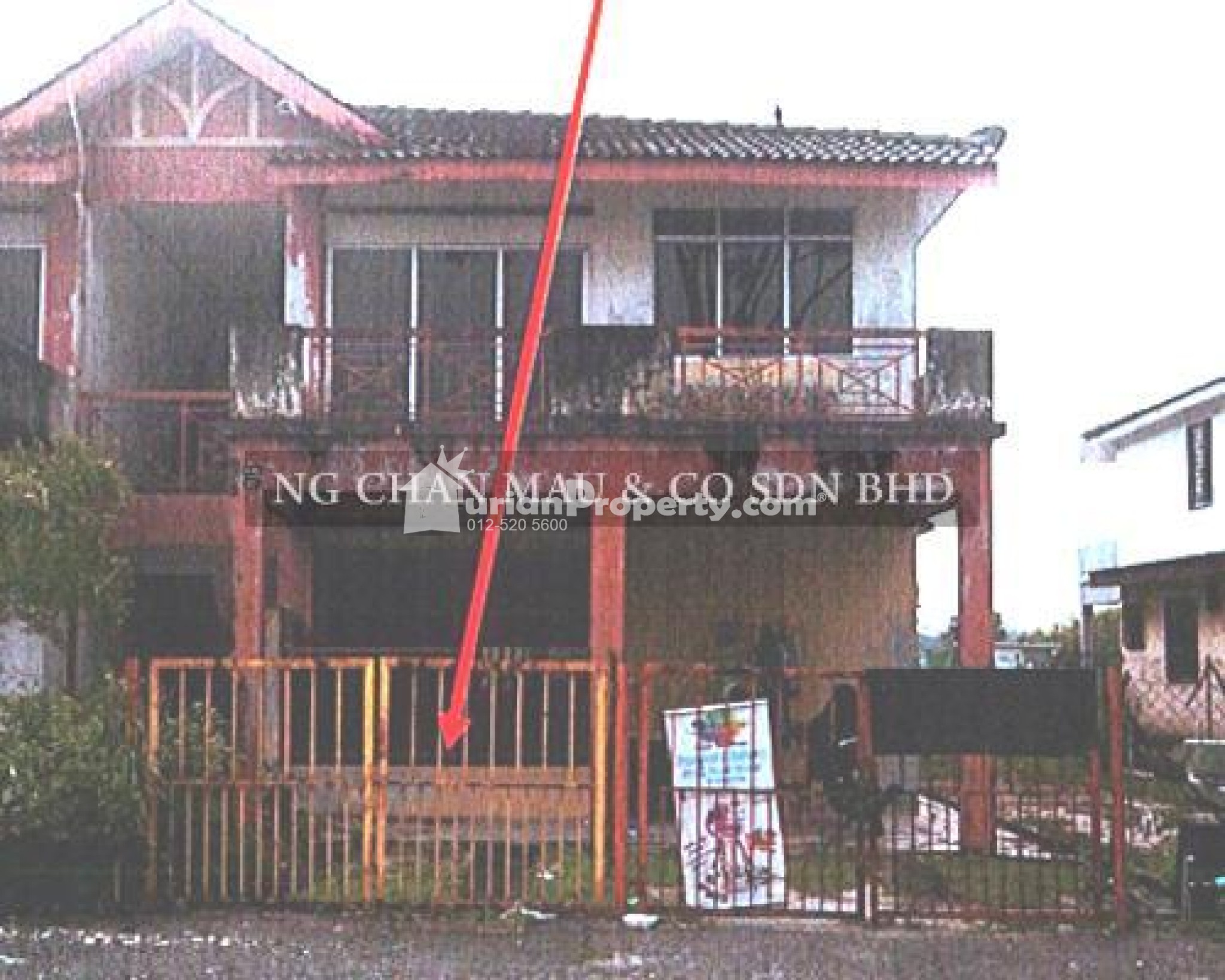 Terrace House For Auction at Kampar