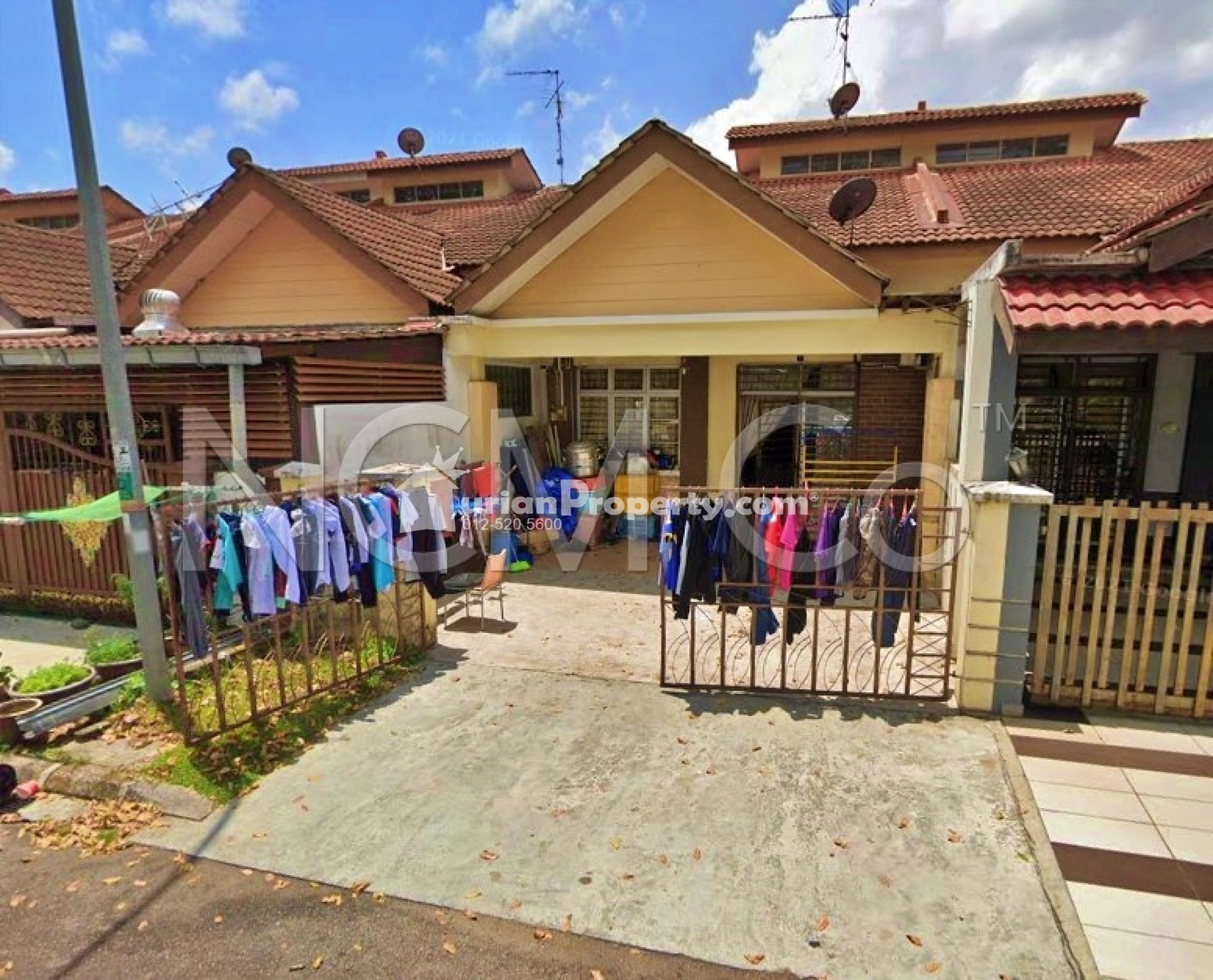 Terrace House For Auction at Taman Seri Austin