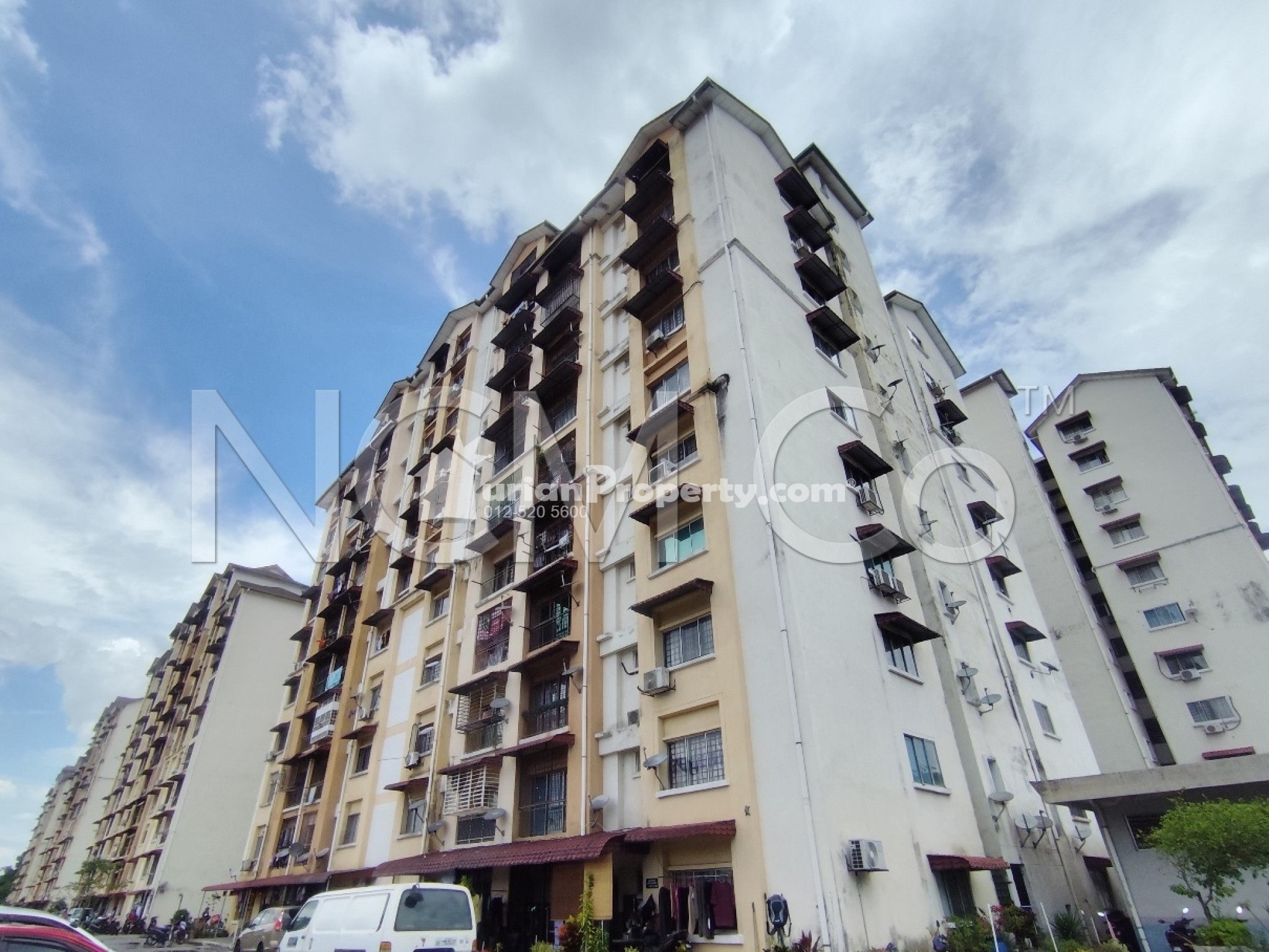 Apartment For Auction at Vista Lavender