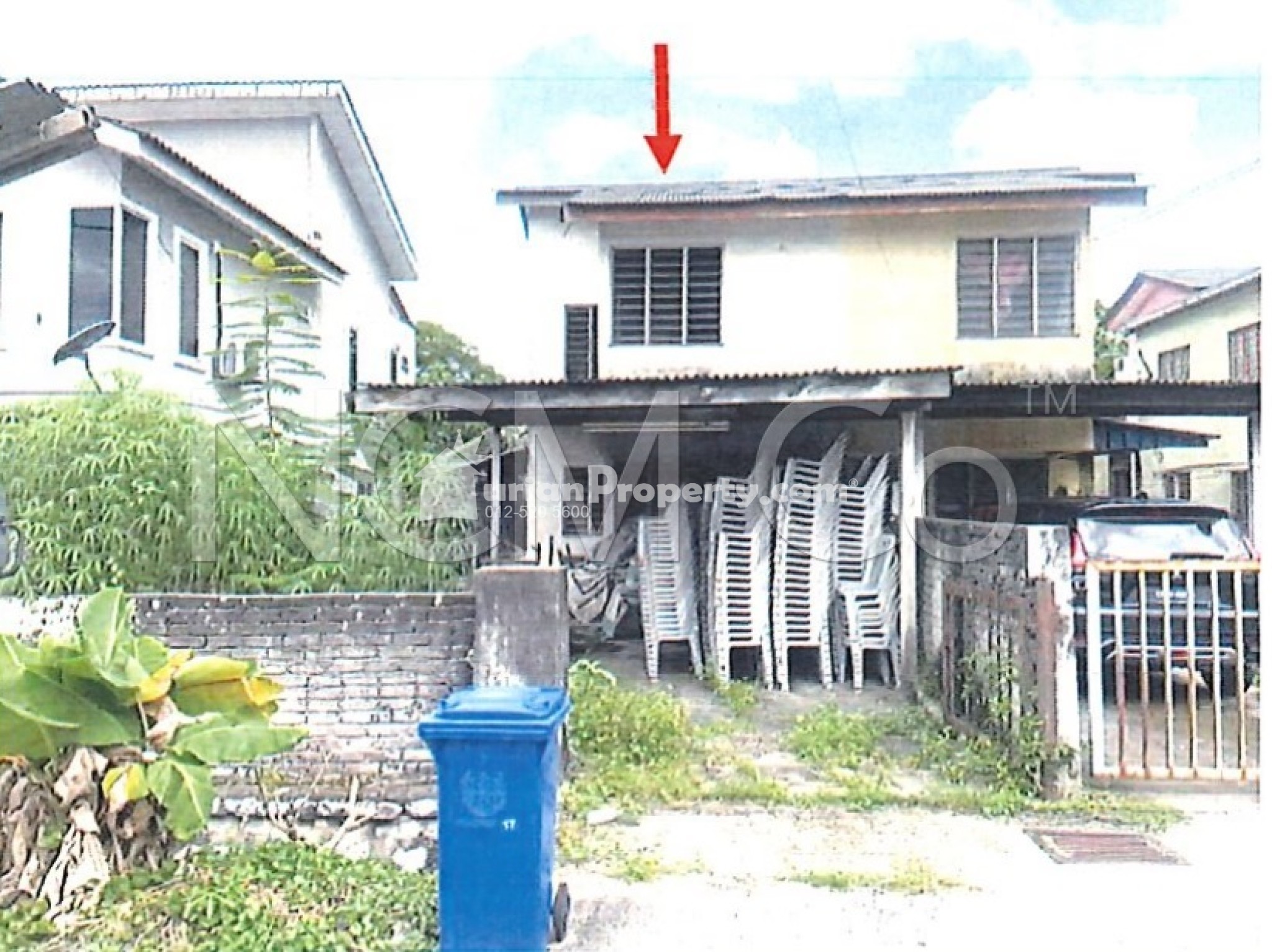 Terrace House For Auction at Section 17