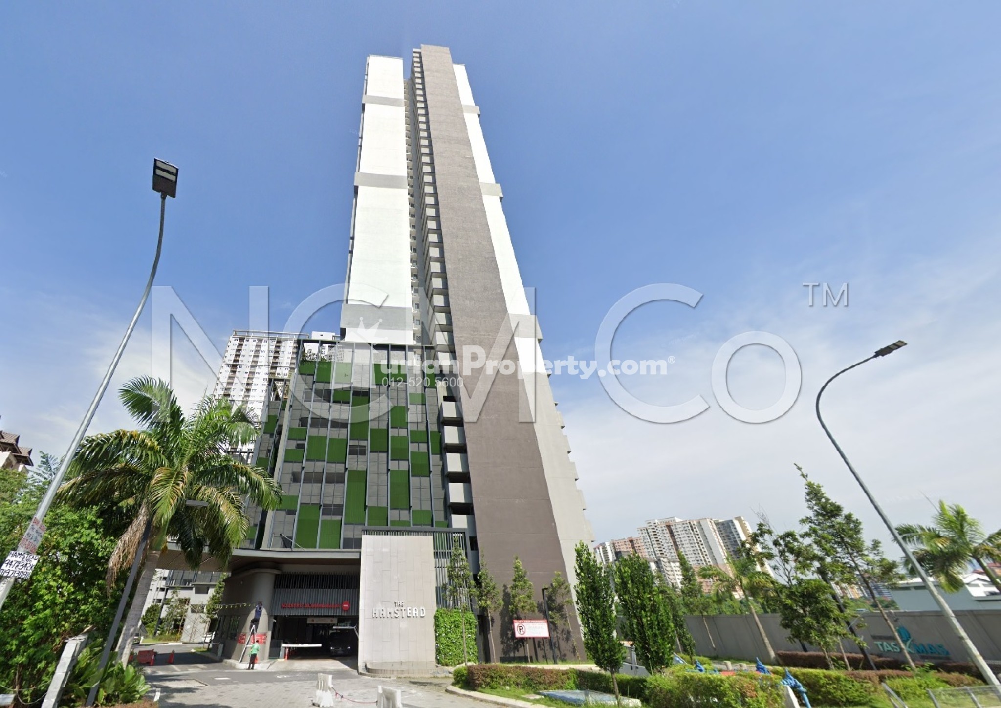 Condo For Auction at The Hamstead