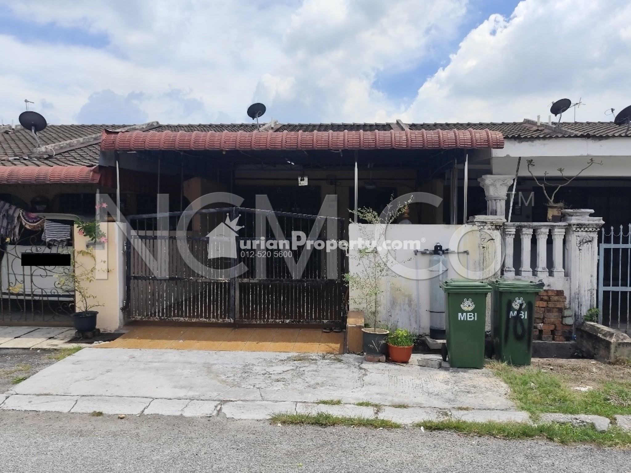 Terrace House For Auction at Taman Pertama