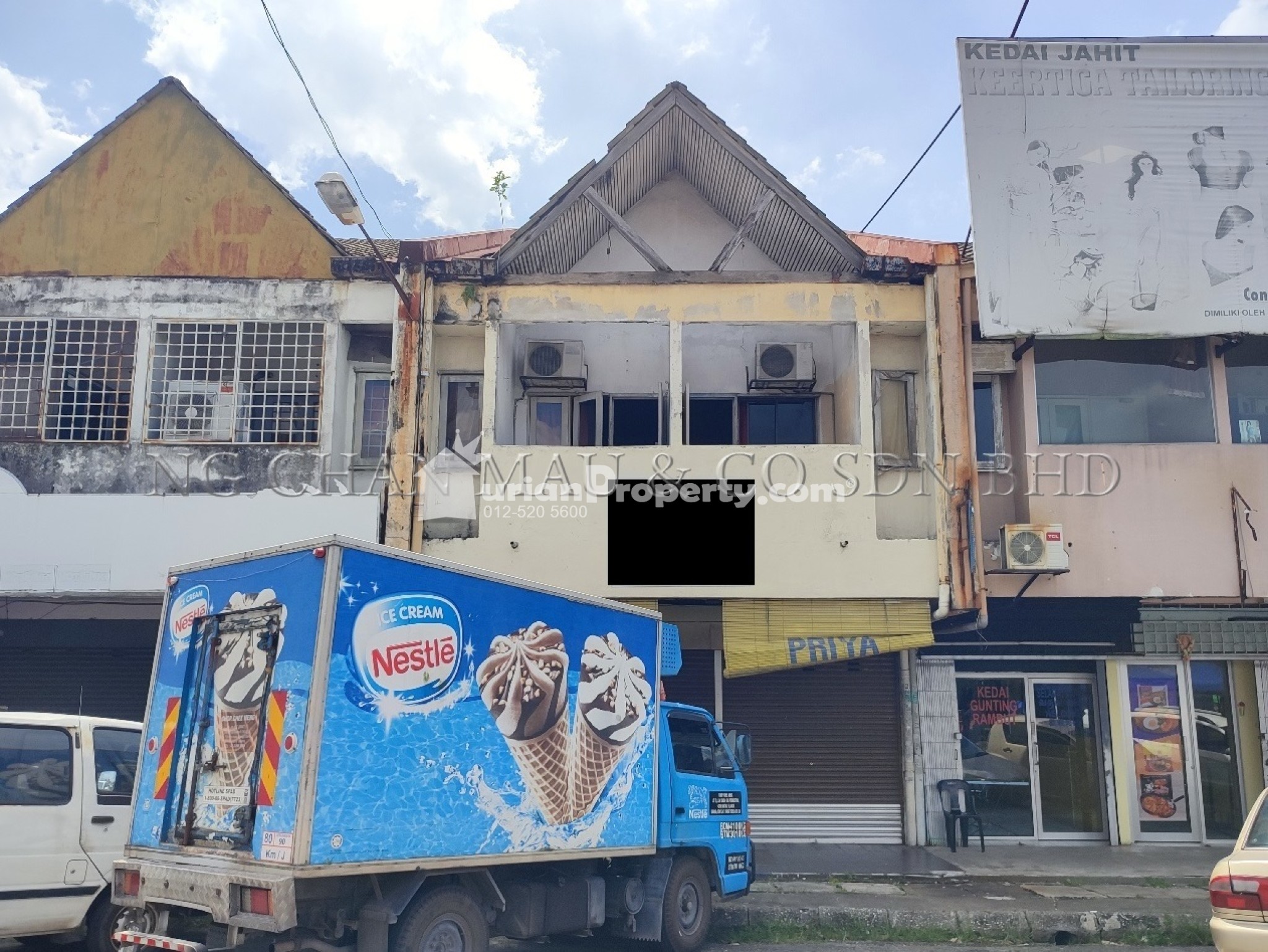 Shop For Auction at Taman Pendamar Indah
