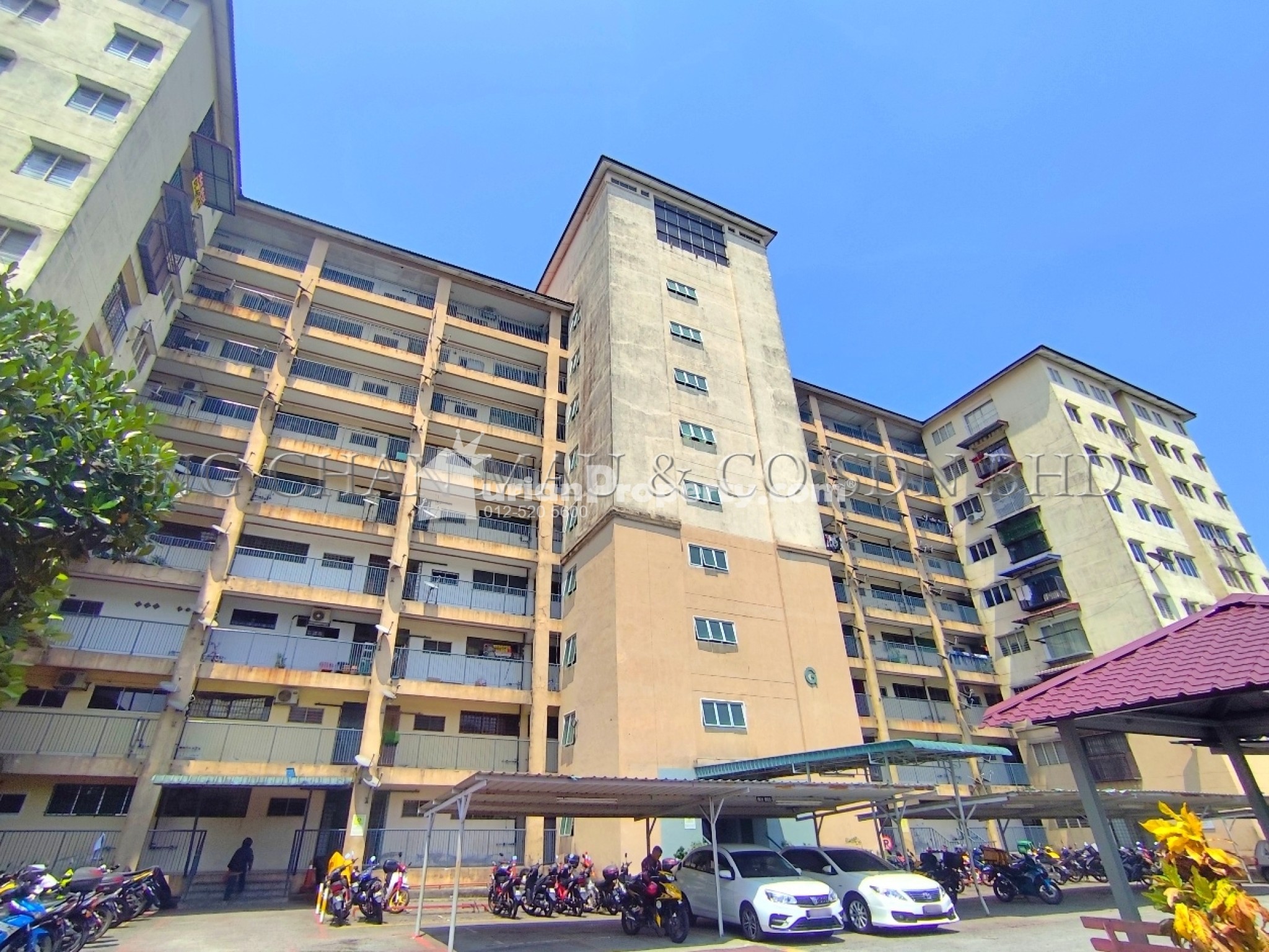 Apartment For Auction at Puchong Permata 2