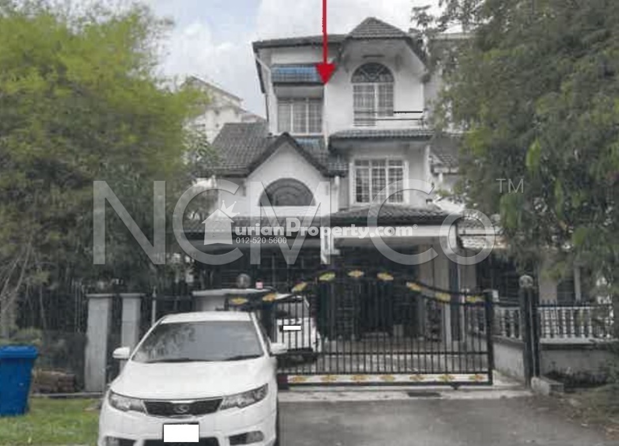 Terrace House For Auction at Section 7