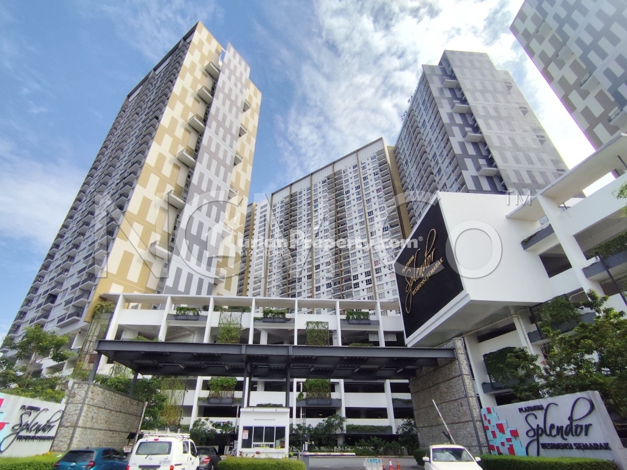 Condo For Auction at Platinum Splendor