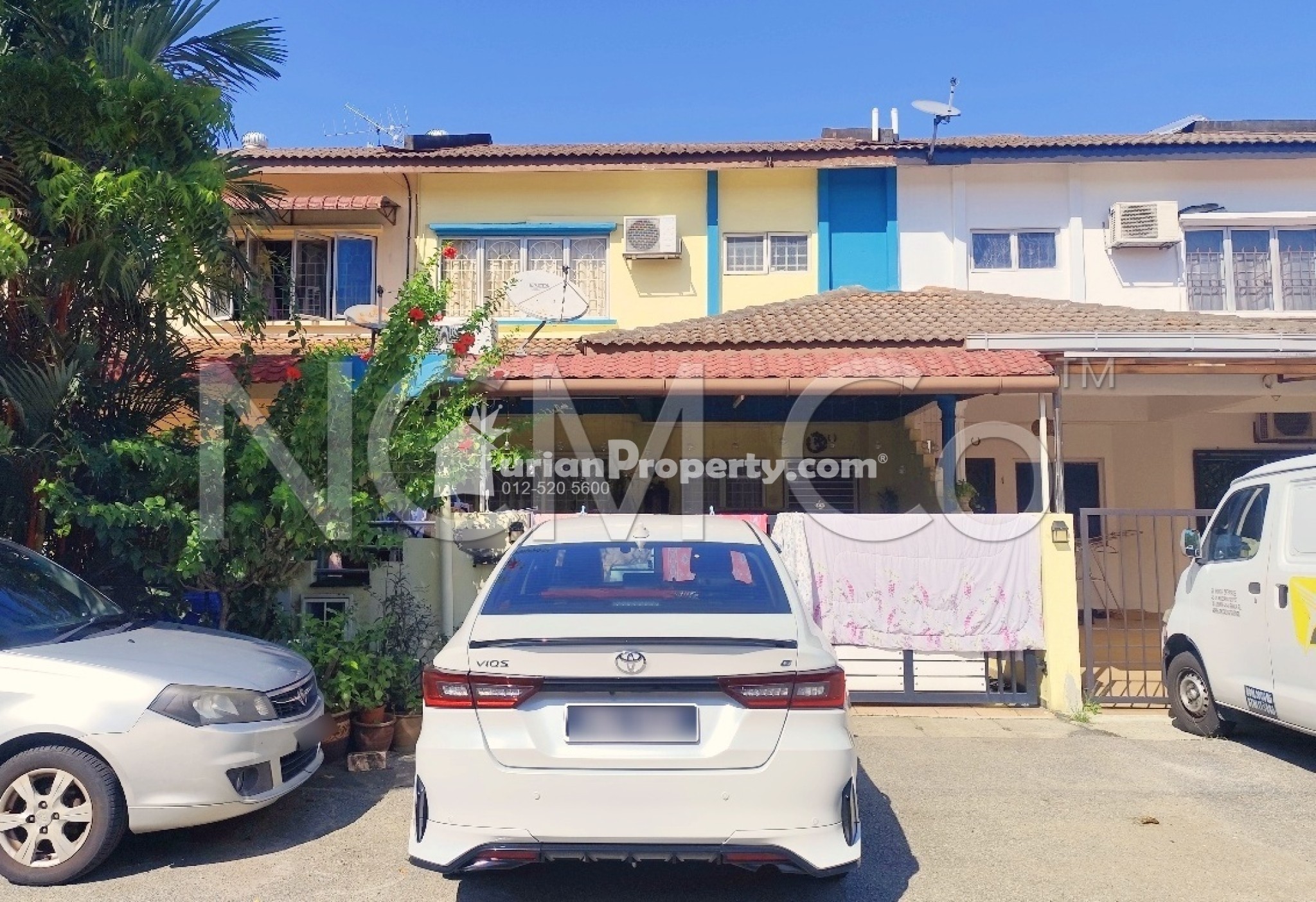 Terrace House For Auction at Kemuning Greenville