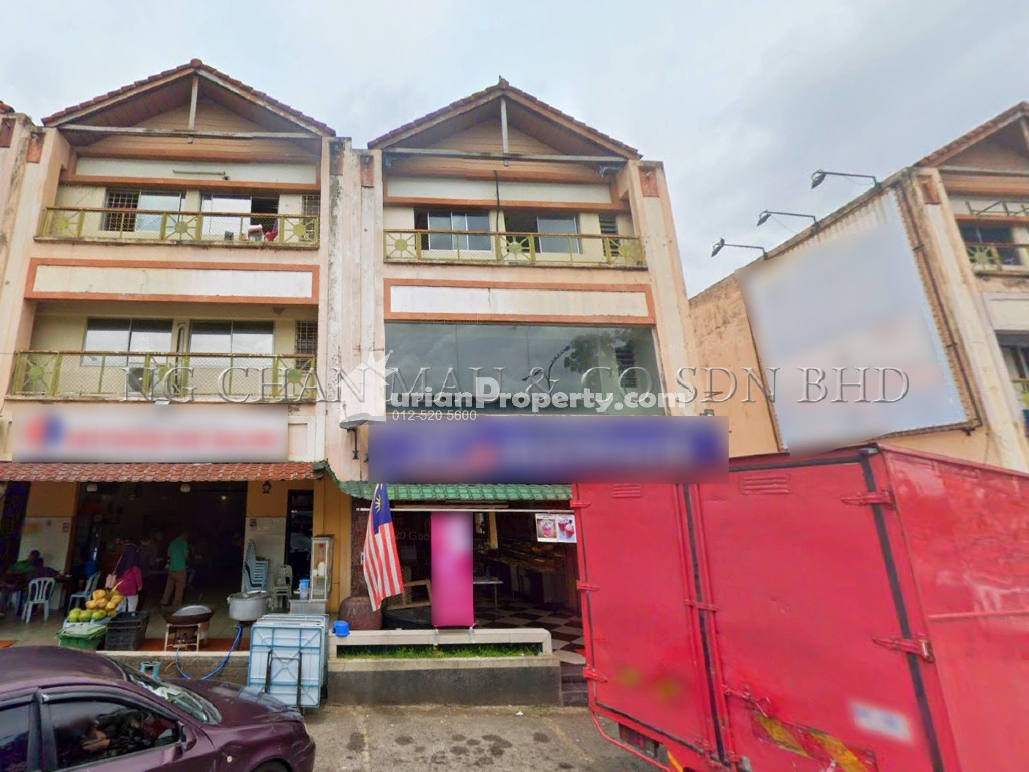 Shop Office For Auction at Equine Park