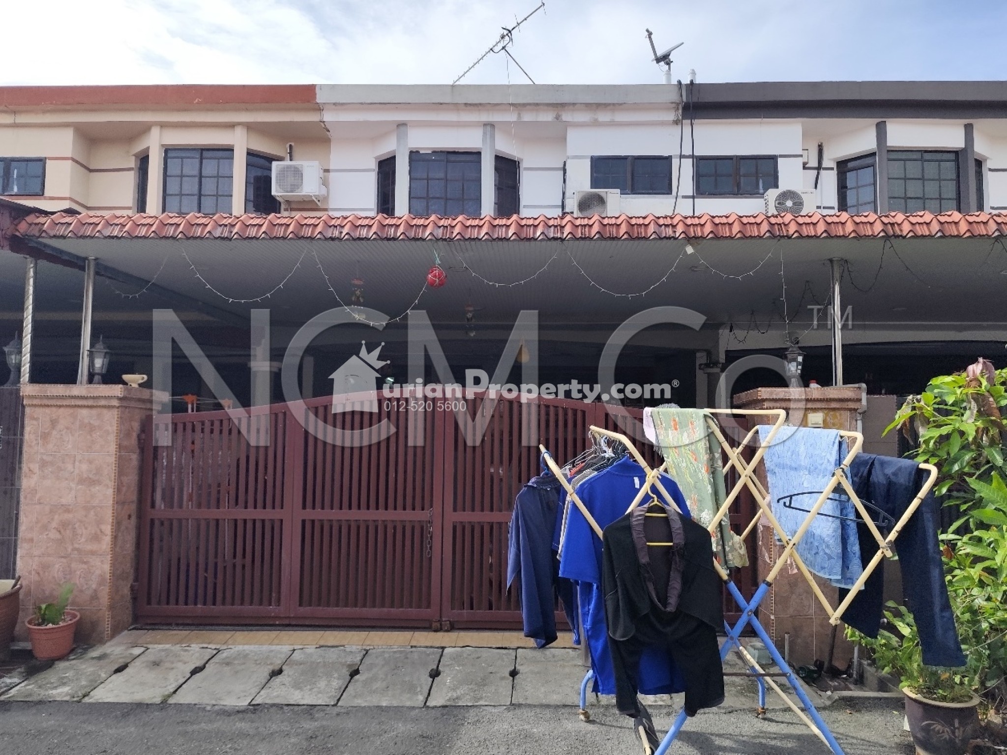 Terrace House For Auction at Taman Kledang Emas