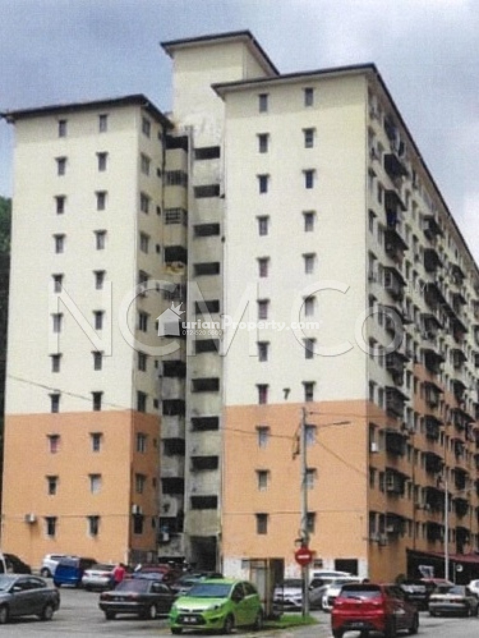 Apartment For Auction at Desa Satu