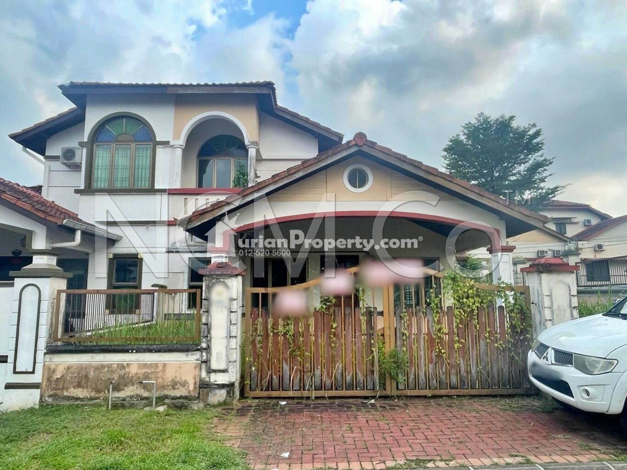Terrace House For Auction at Taman Molek