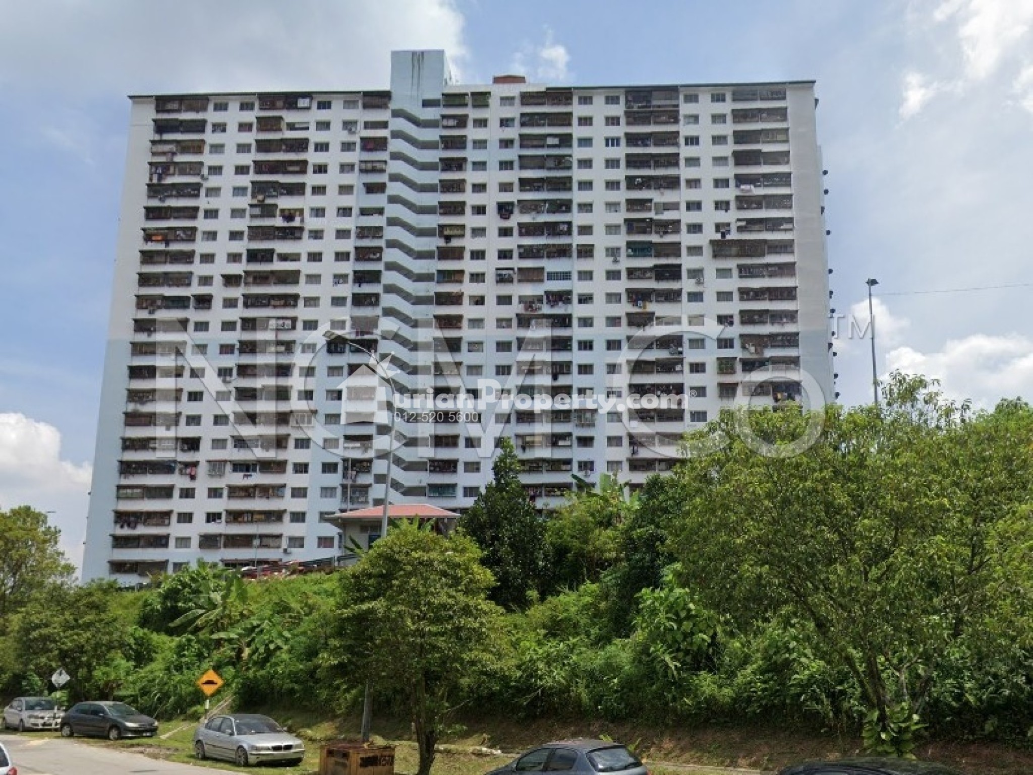 Apartment For Auction at Pangsapuri Taman Industri Lembah Jaya