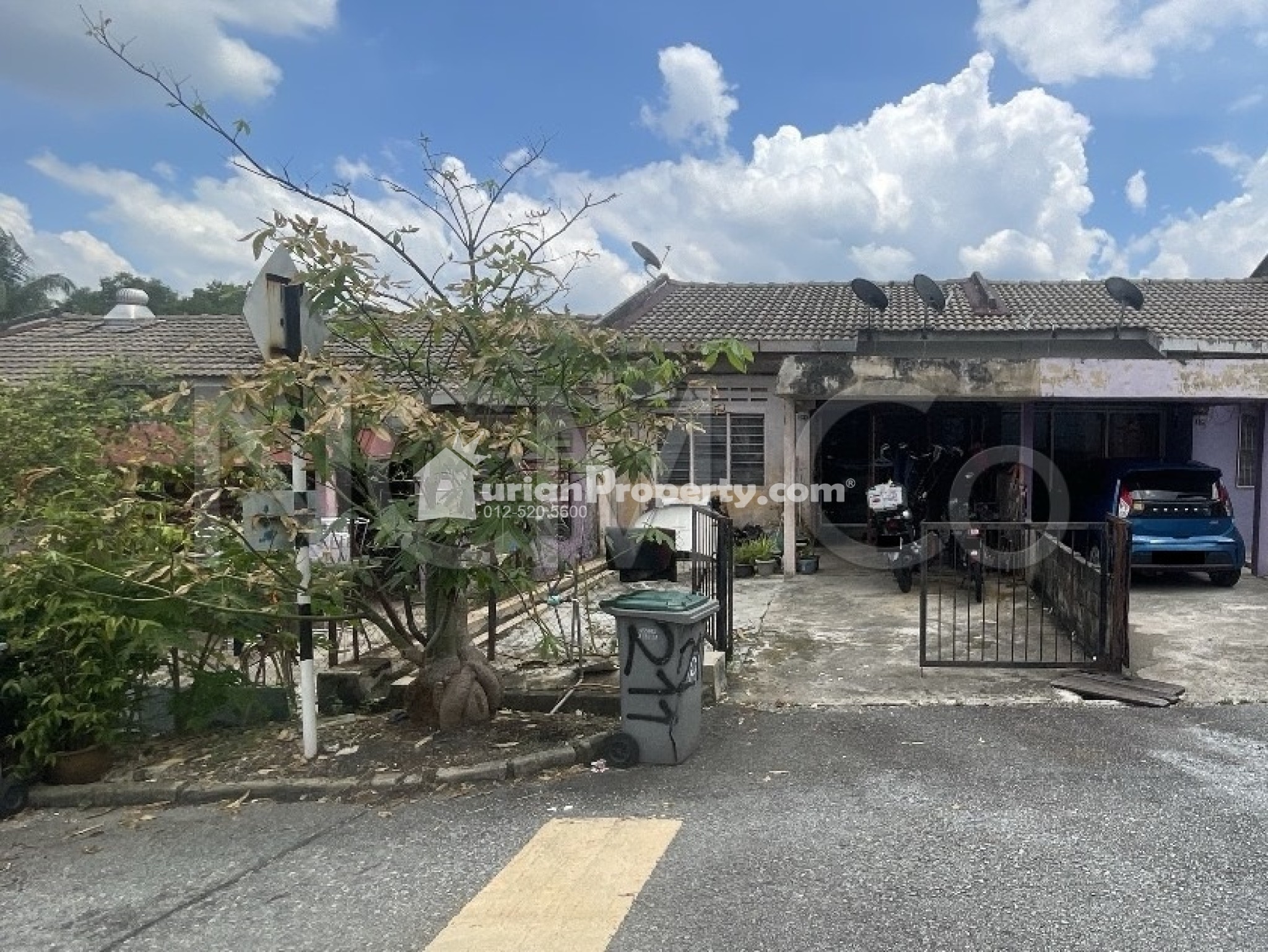 Terrace House For Auction at Taman Desa Anggerik