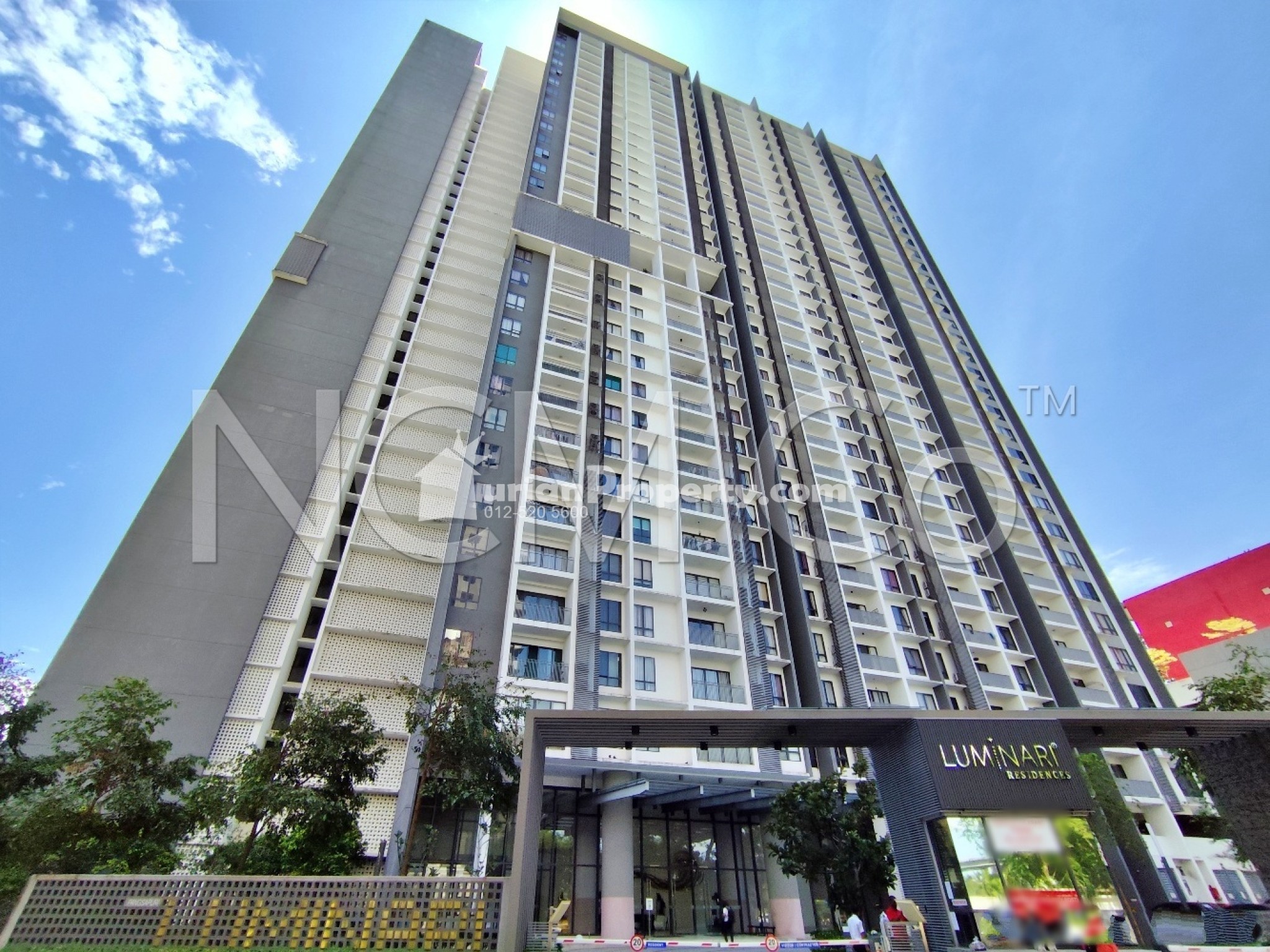 Apartment For Auction at Luminari @ Harbour Place