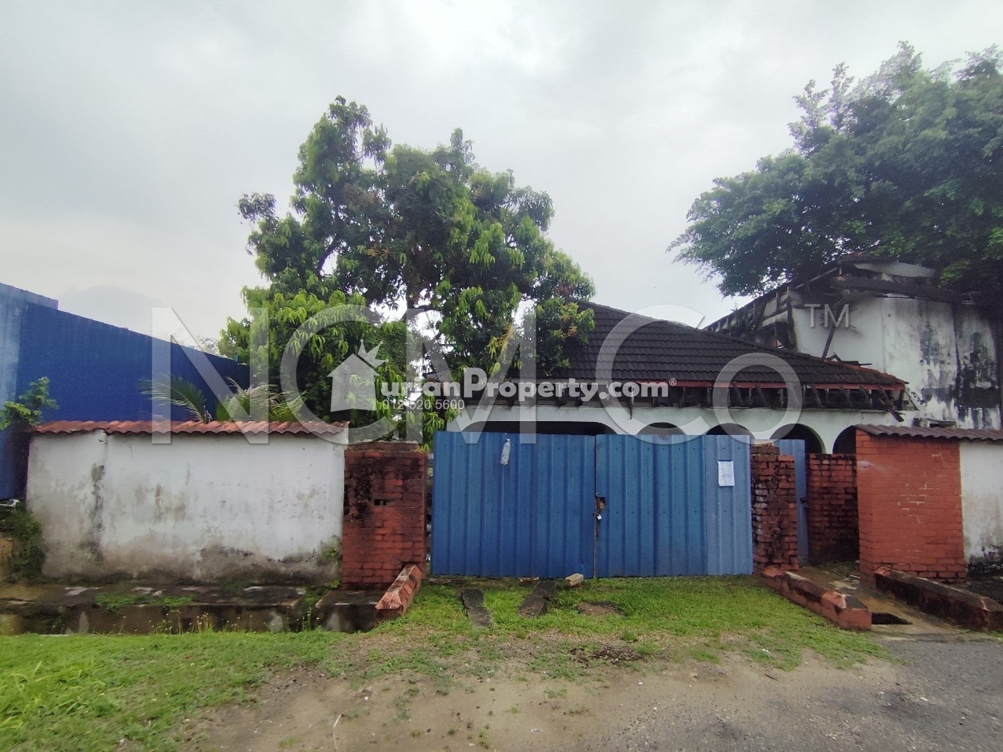 Bungalow House For Auction at Taman Kanagapuram