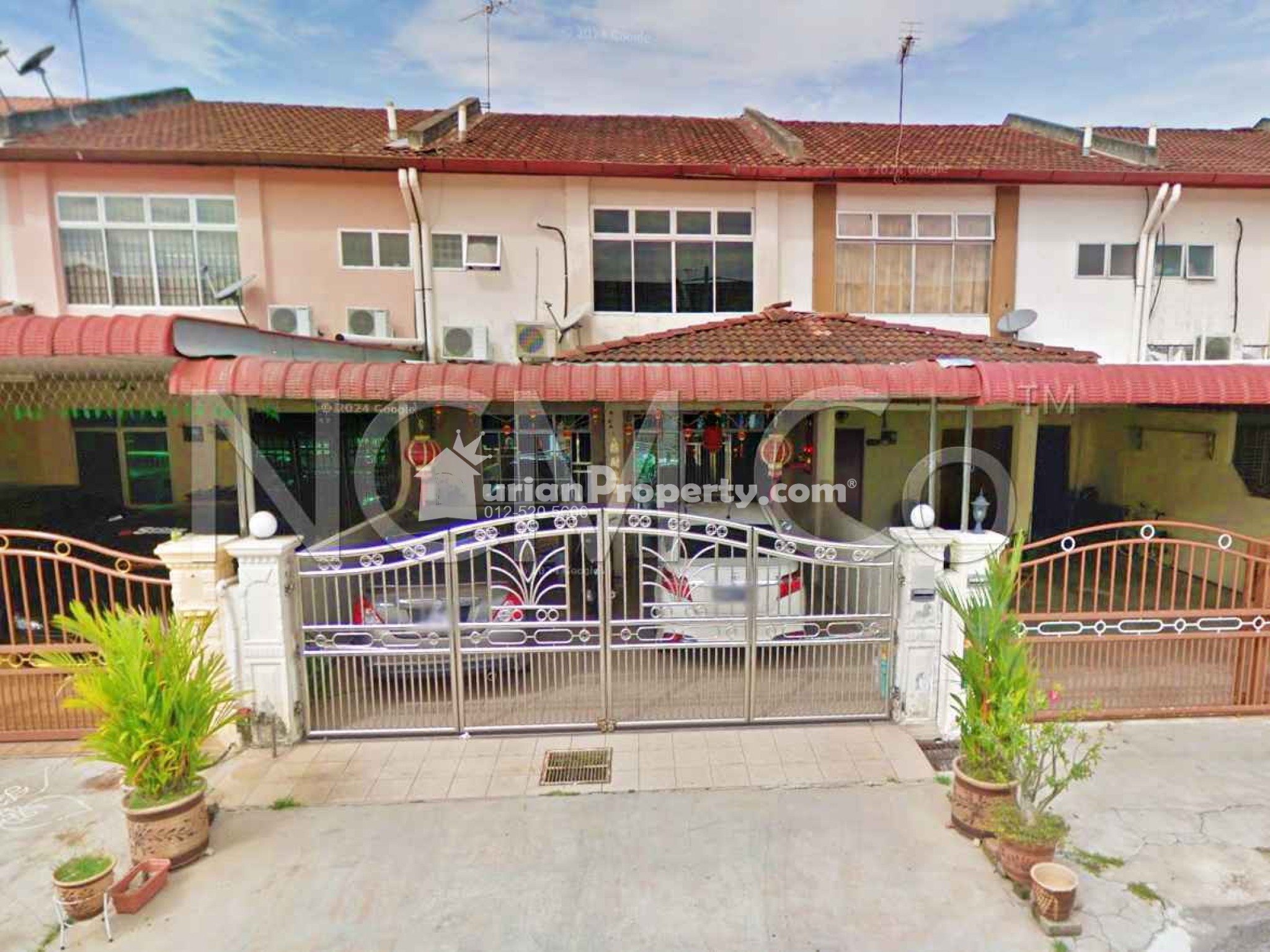 Terrace House For Auction at Taman Damai