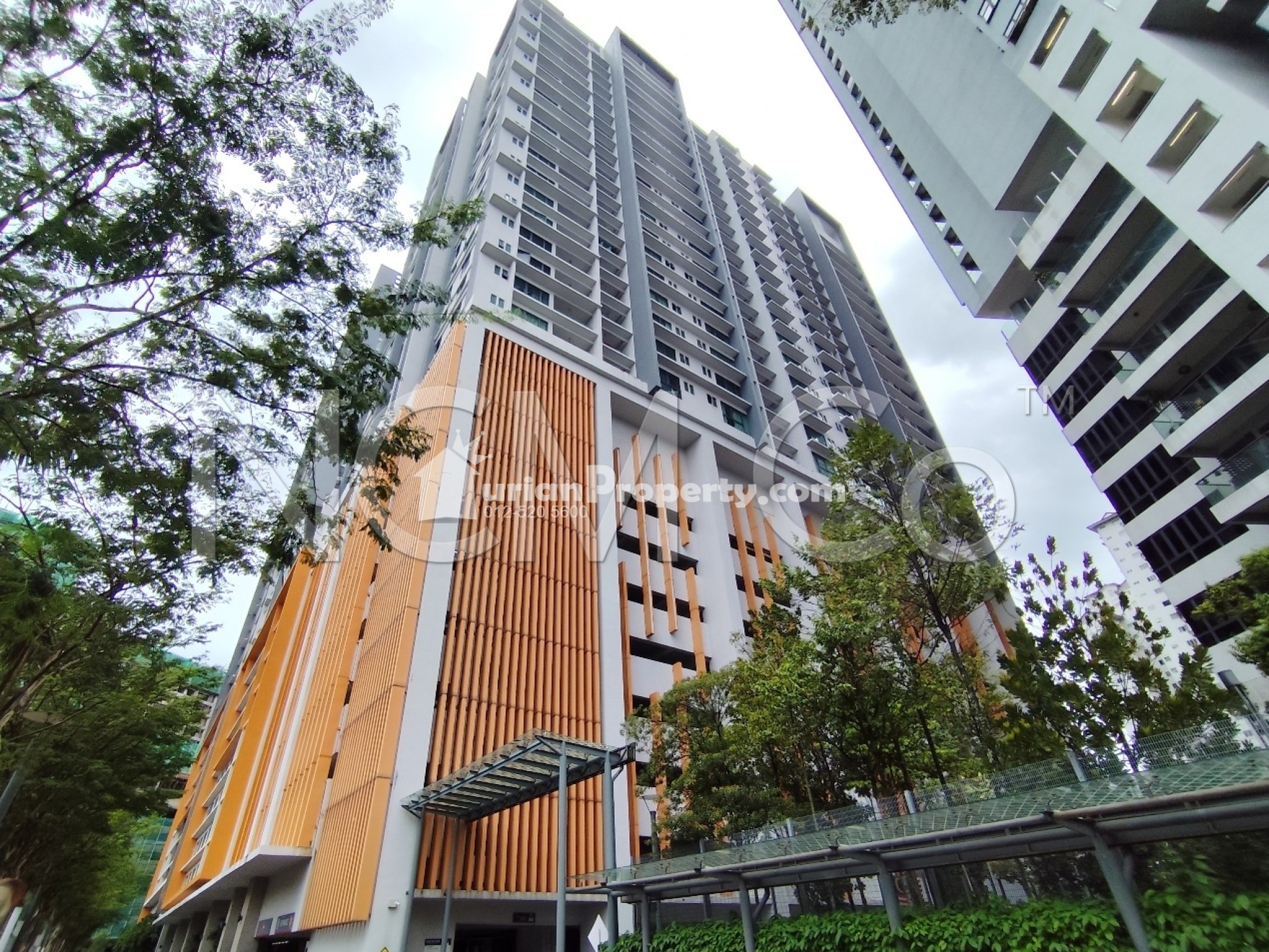 Condo For Auction at Ascenda Residence @ SkyArena