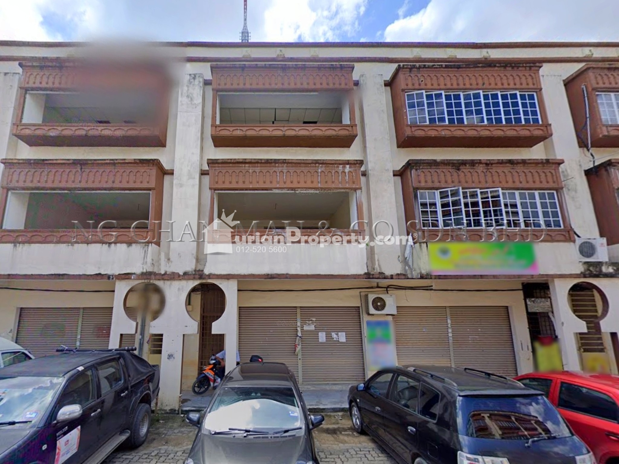 Shop Office For Auction at Wakaf Che Yeh