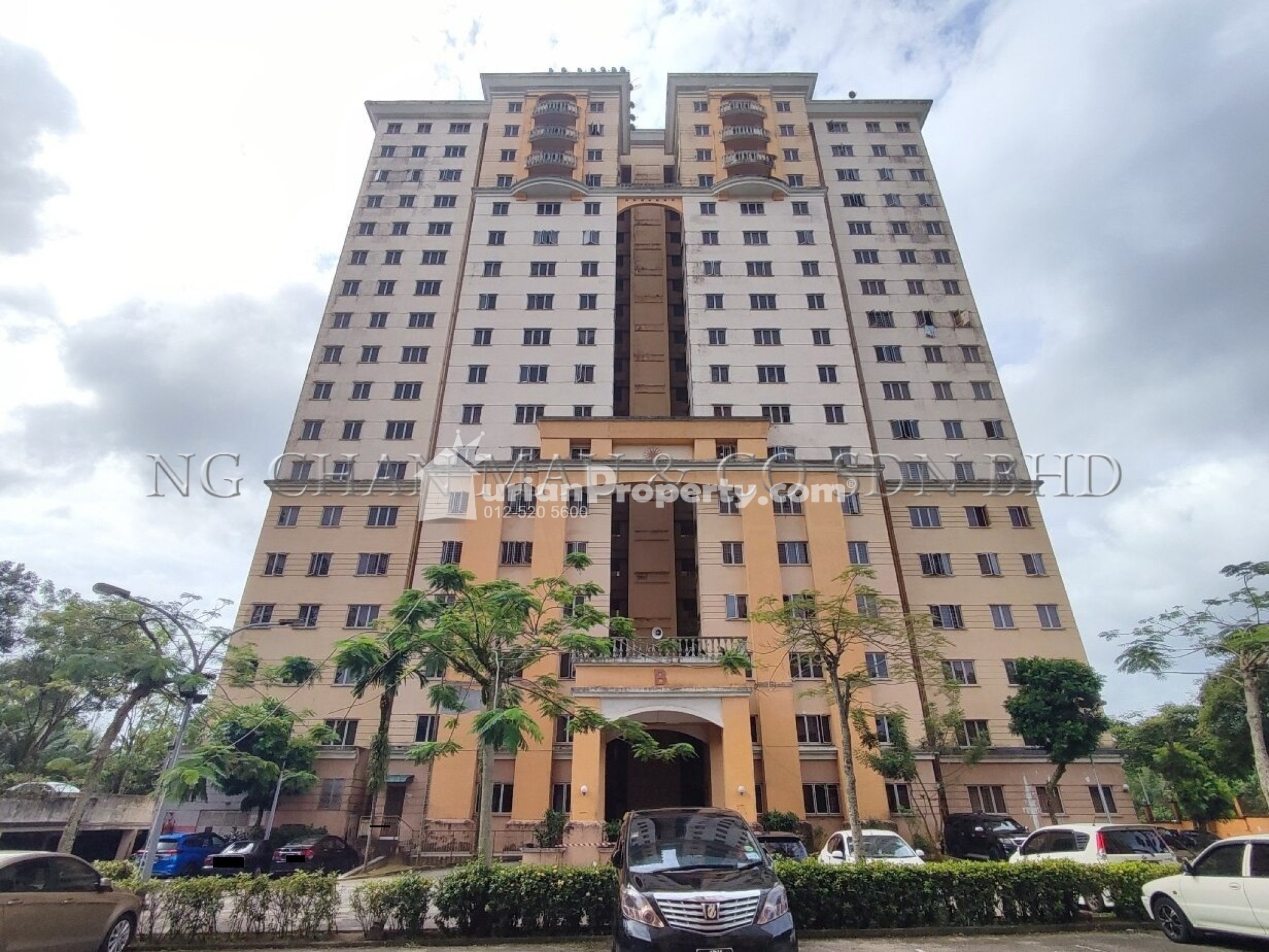 Apartment For Auction at Pangsapuri Persiaran Tanjung