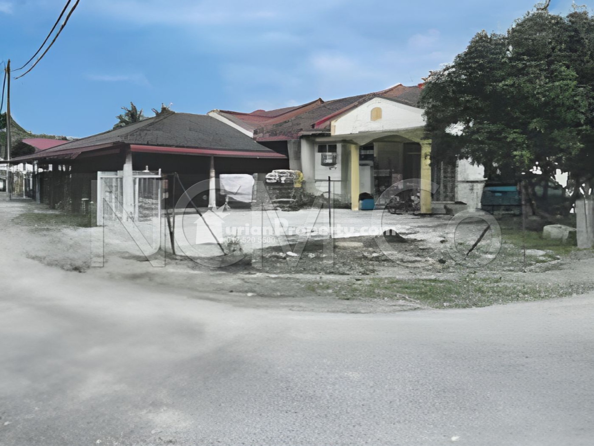Terrace House For Auction at Selising